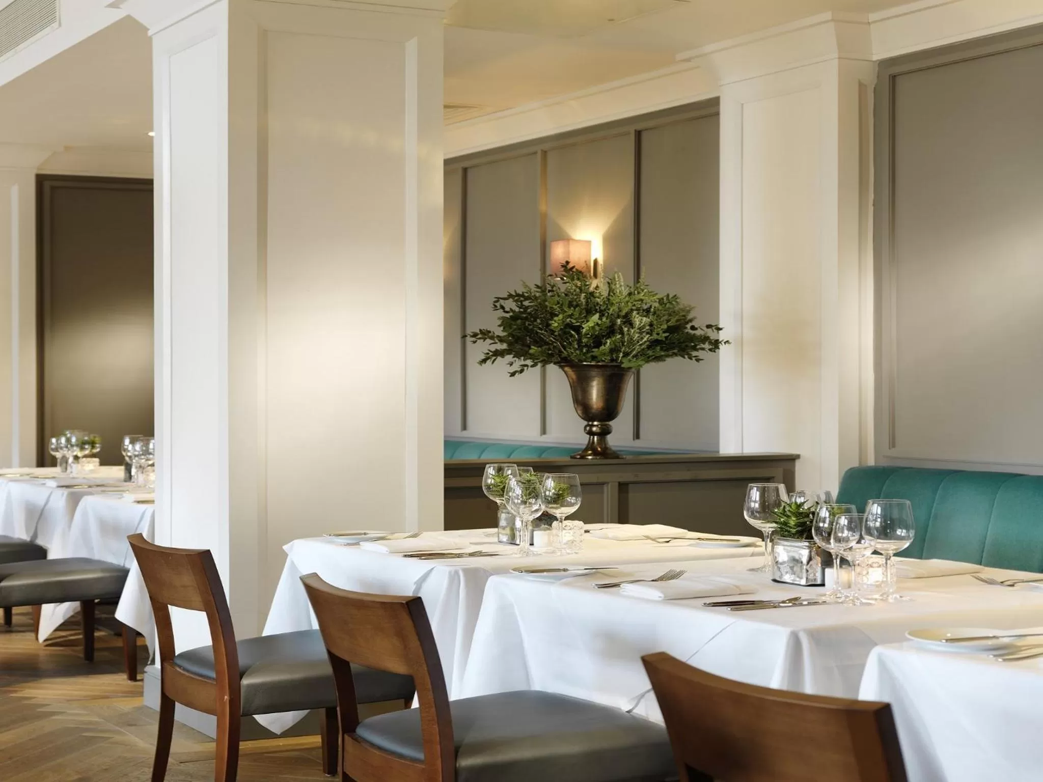 Restaurant/Places to Eat in Druids Glen Resort