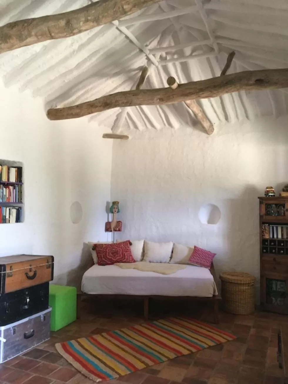 Library, Bed in Finca San Pedro
