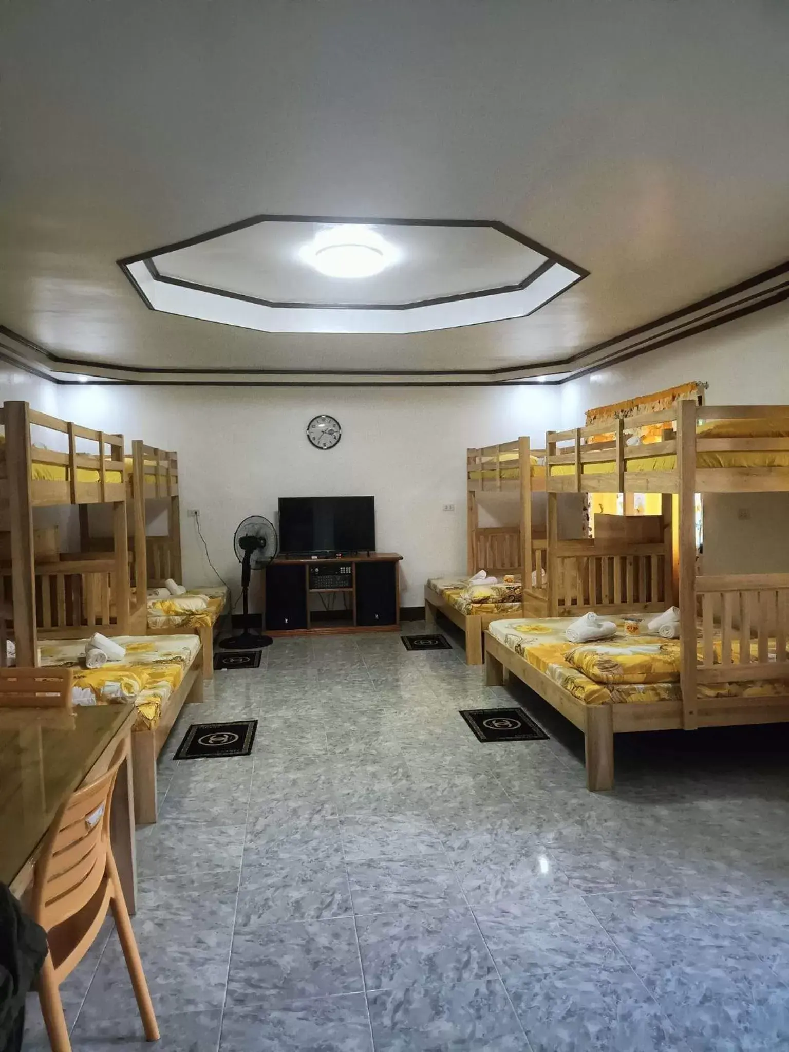 4-Bed Mixed Dormitory Room in E&N Paradise Island Resort 4-Bed Mixed Dormitory Room in E&N Paradise Island Resort