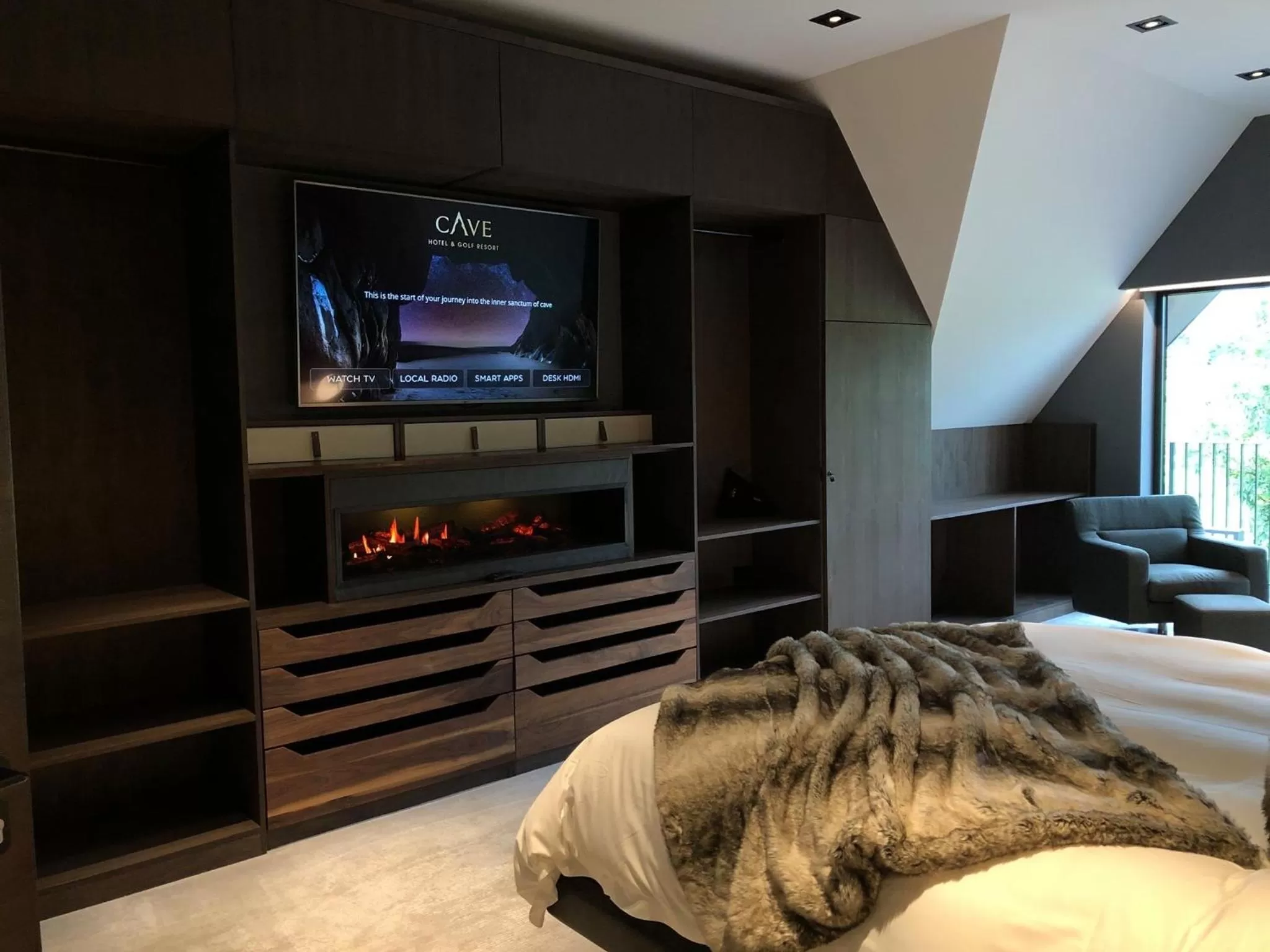 Bedroom, Bed in Cave Hotel & Golf Resort