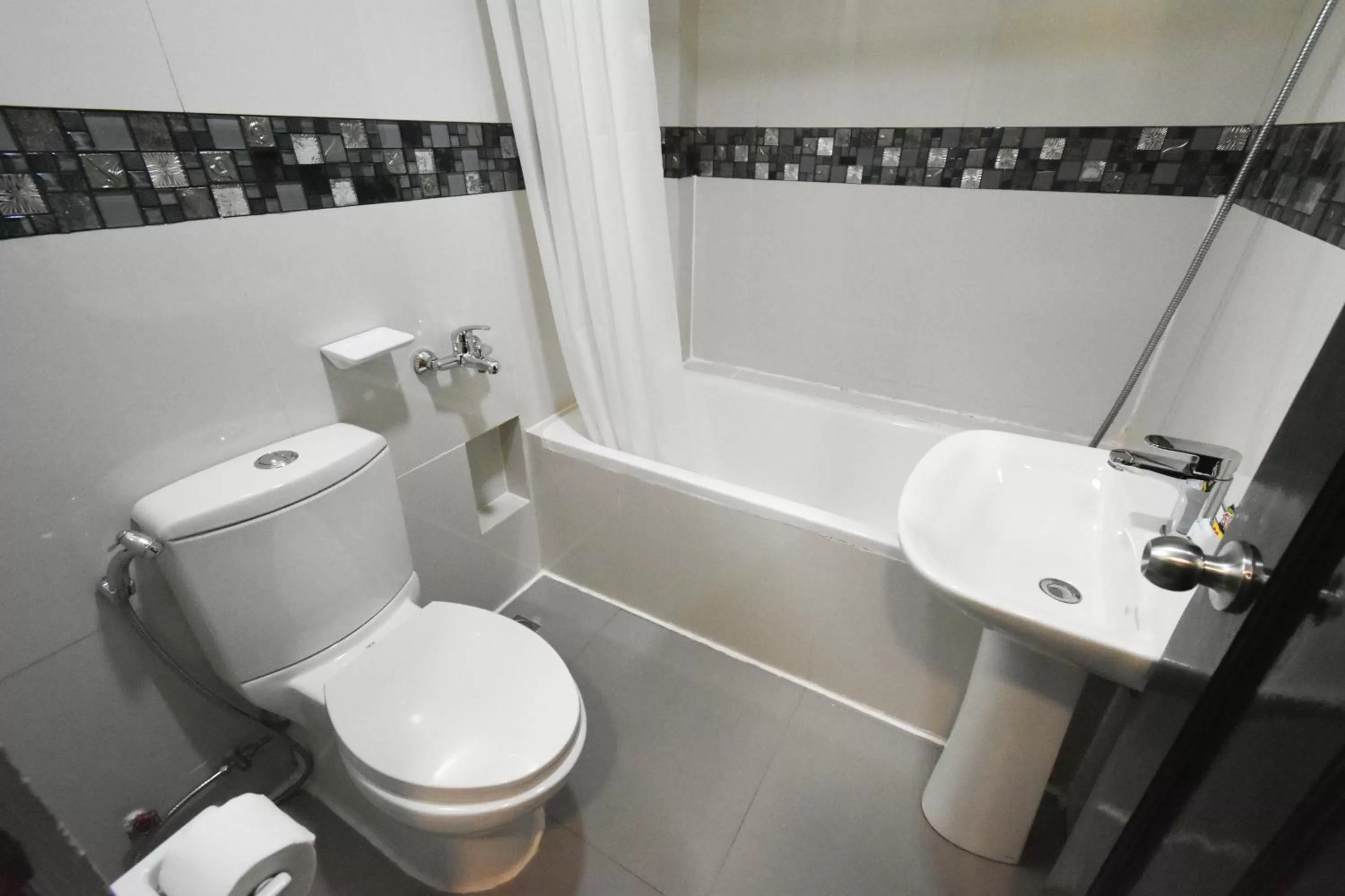 Double Room in Swiftlets Inn