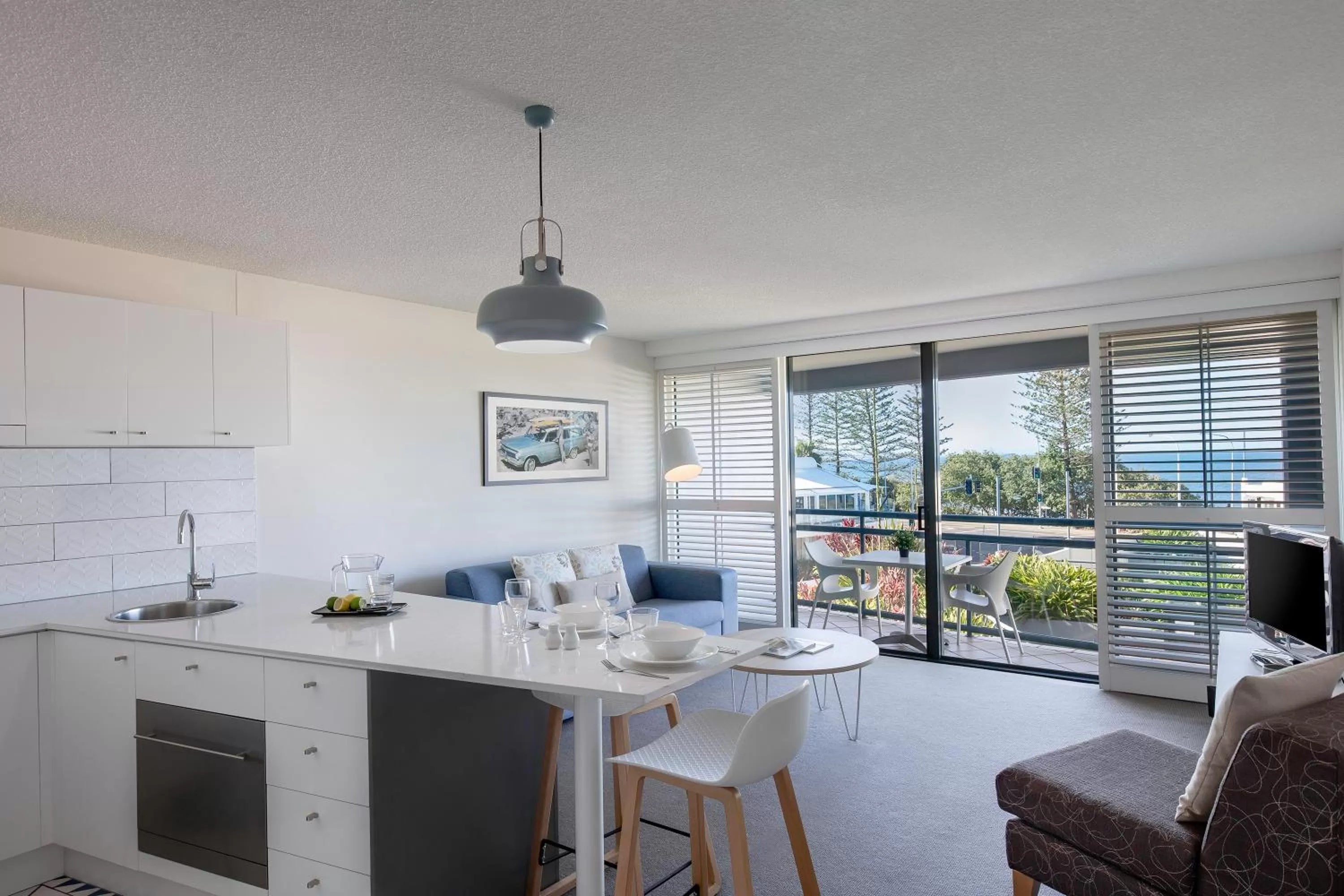 Kitchen or kitchenette in Mantra Mooloolaba Beach