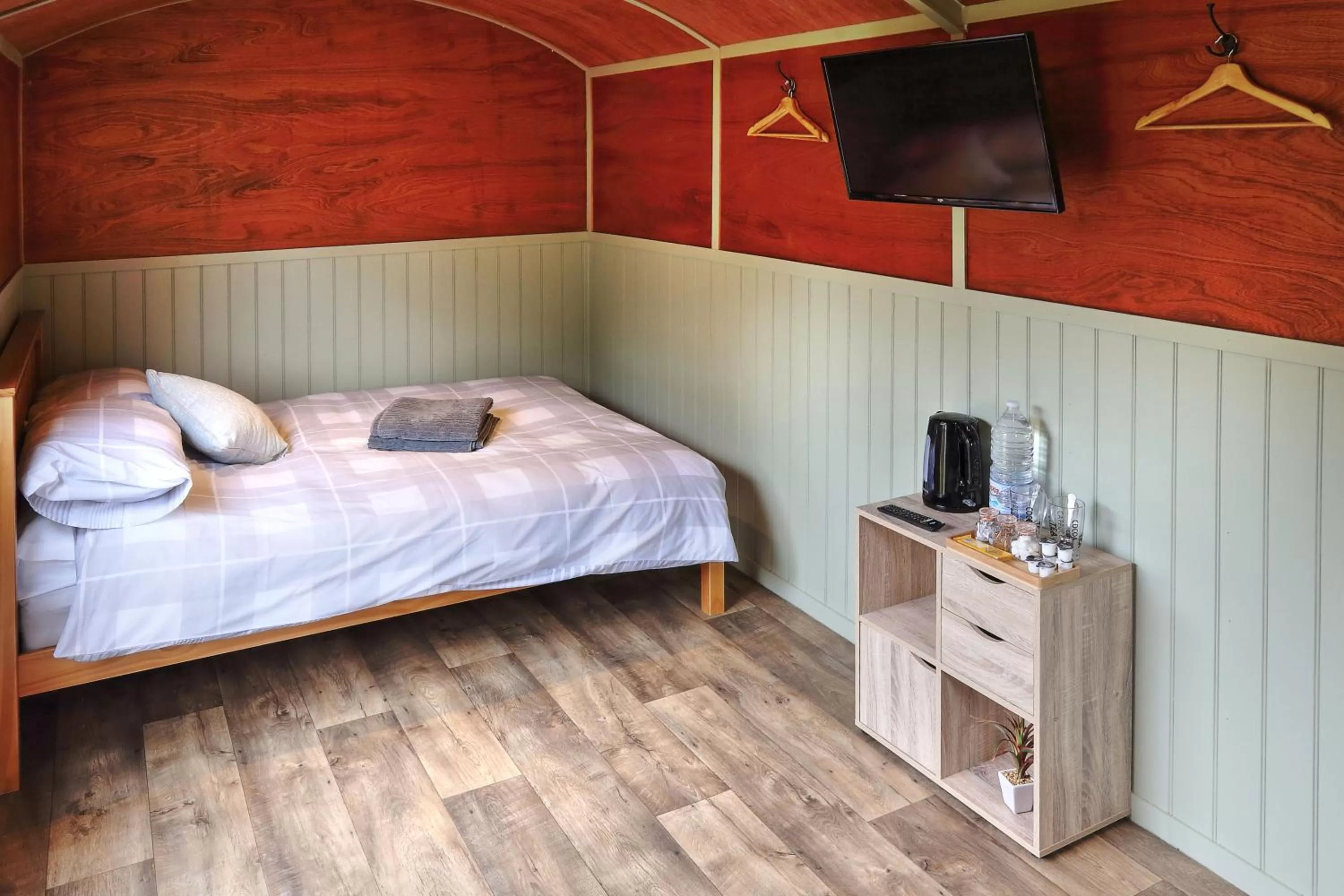 Bed in The Windmill Inn - Whitby