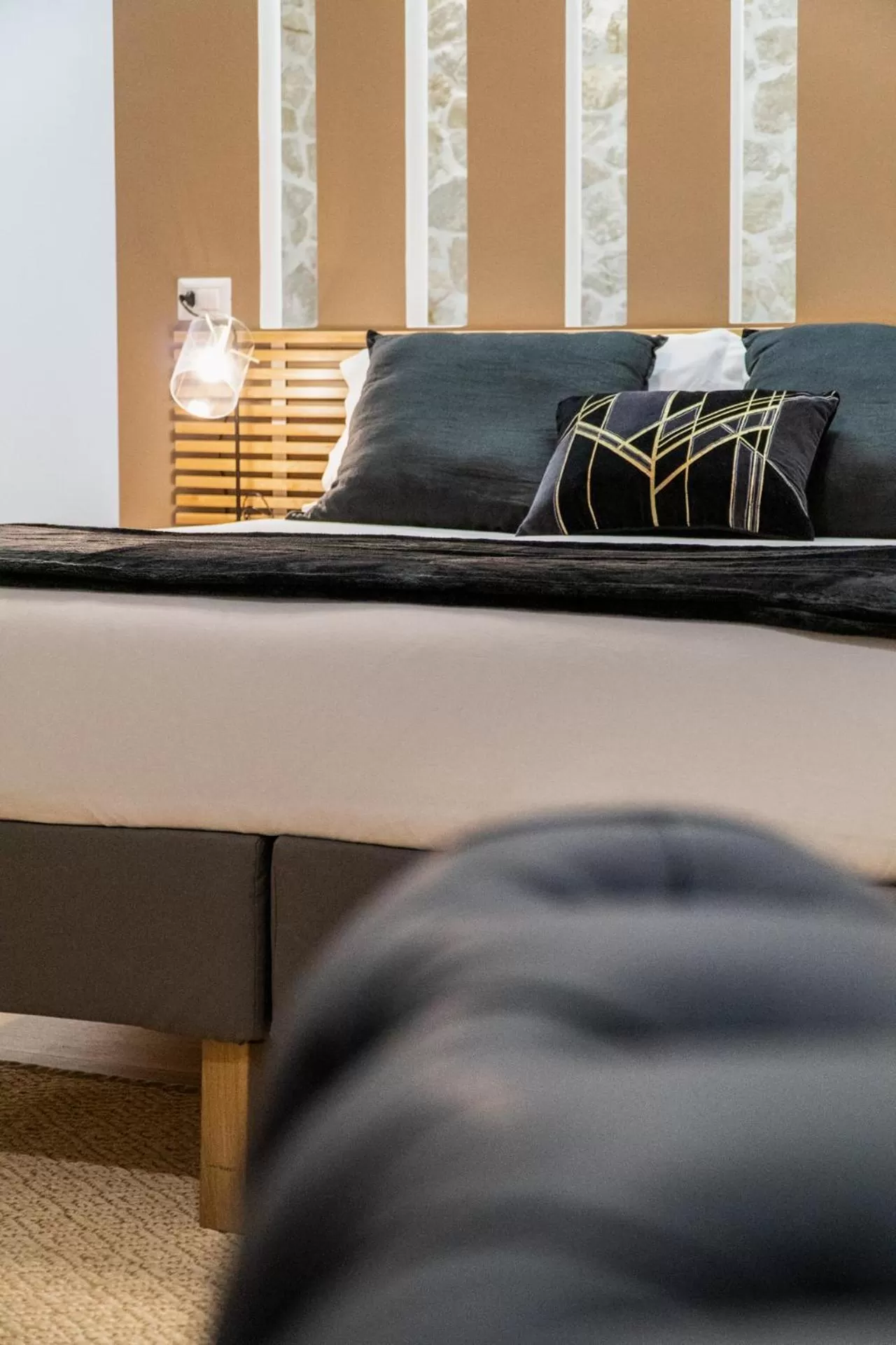 Bed in La Piazzetta Suite