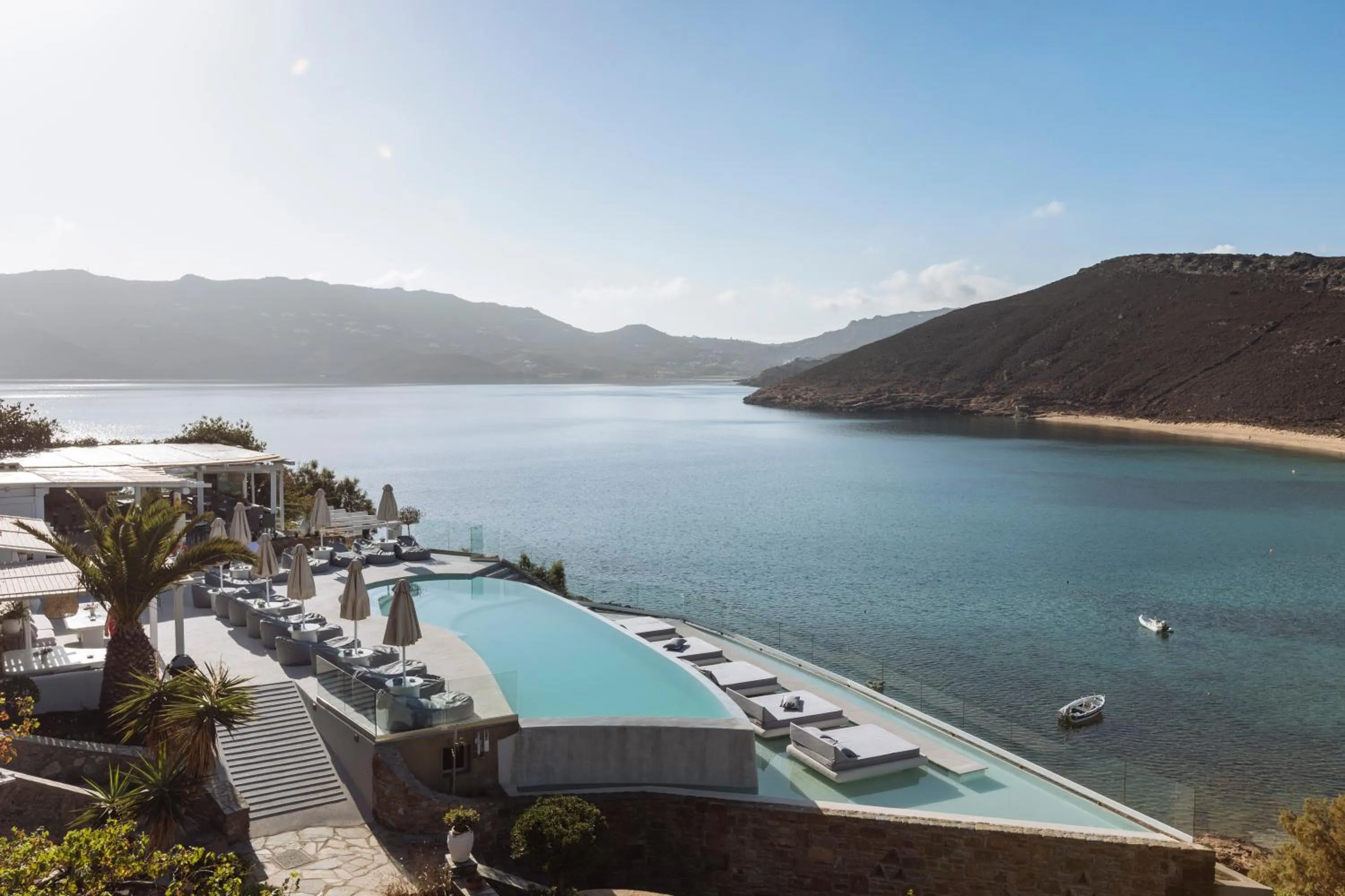 Swimming pool in Panormos Village Hotel