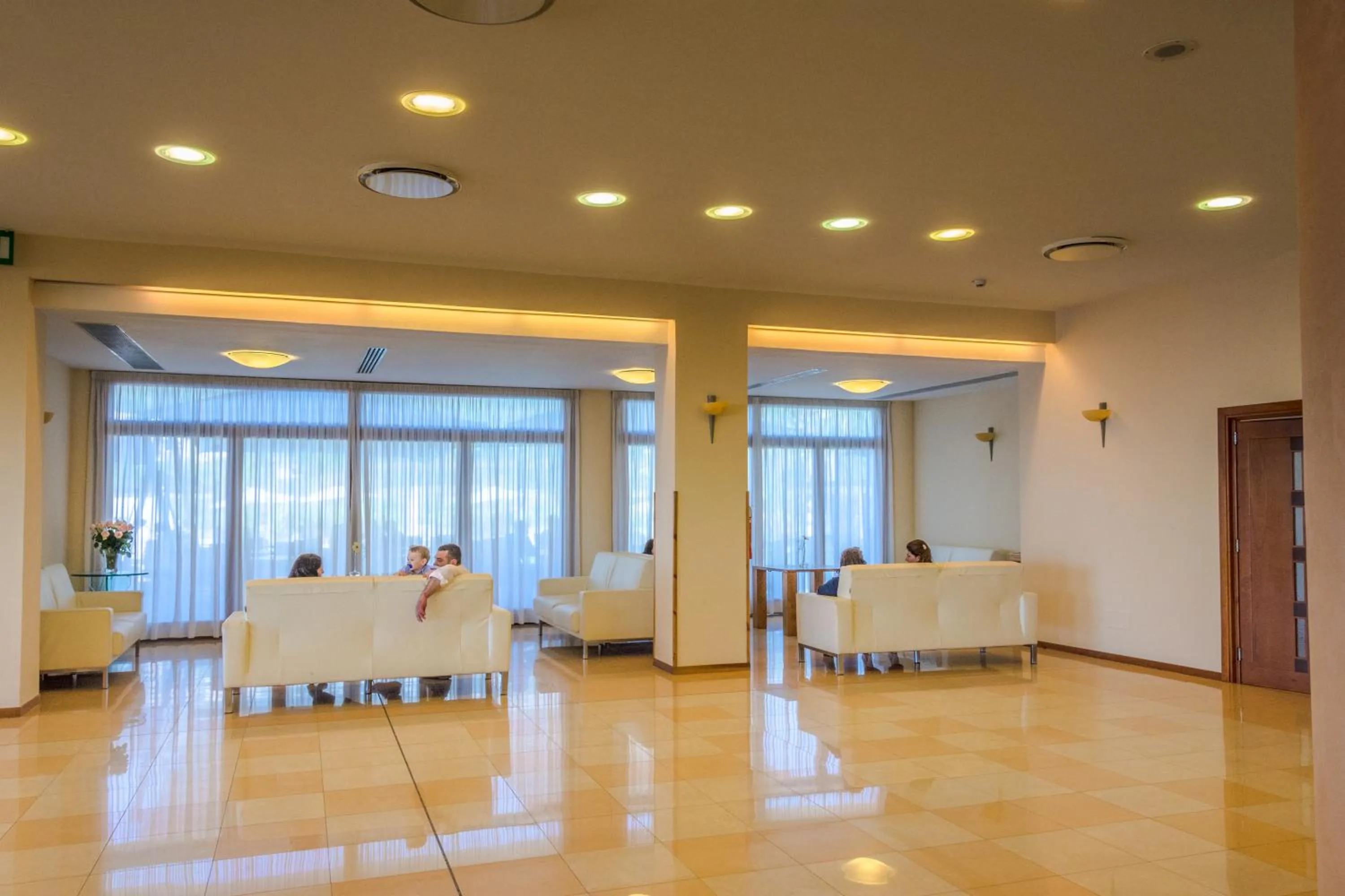 Lobby or reception in Grand Hotel Moon Valley