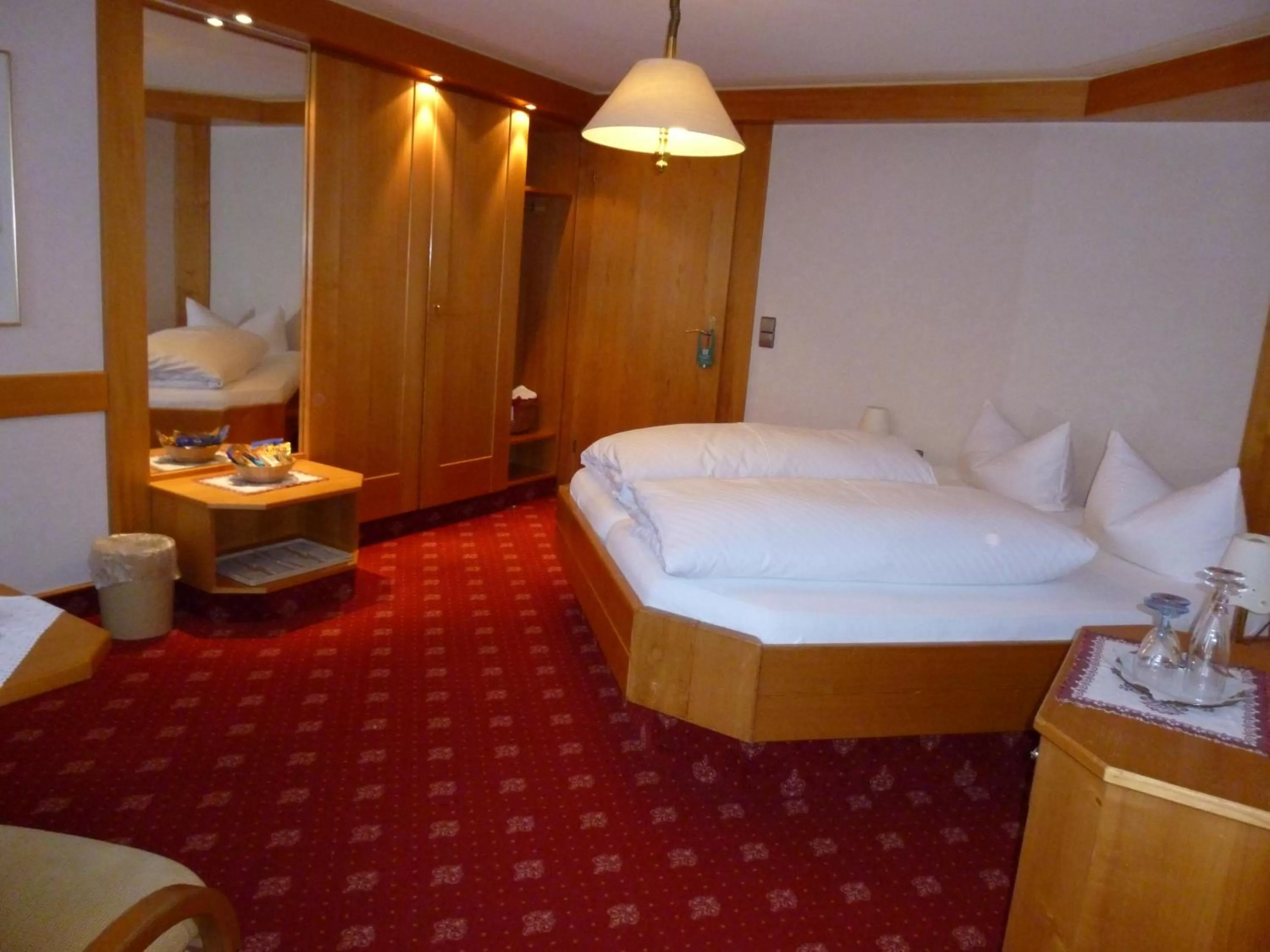 Photo of the whole room, Bed in Hotel Schwarzwald-Gasthof Rößle