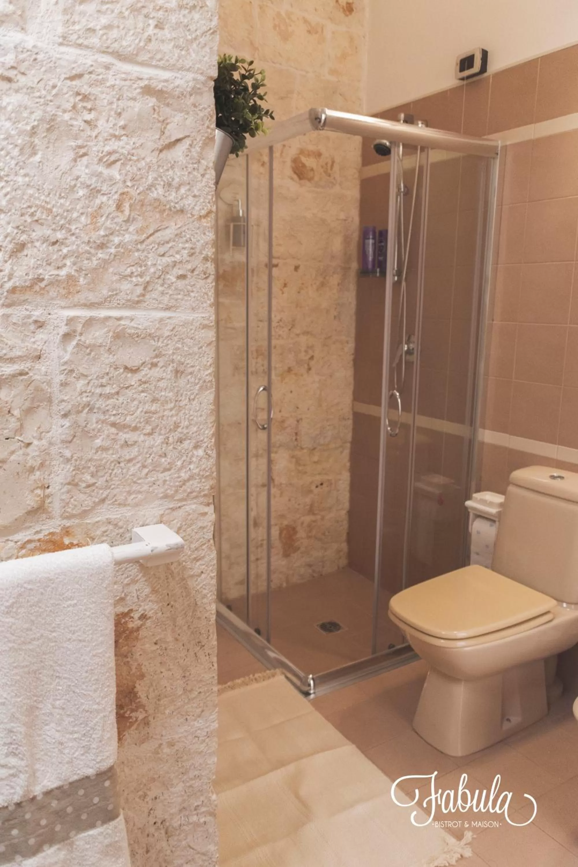 Bathroom in Masseria Fabula Bistrot & Maison