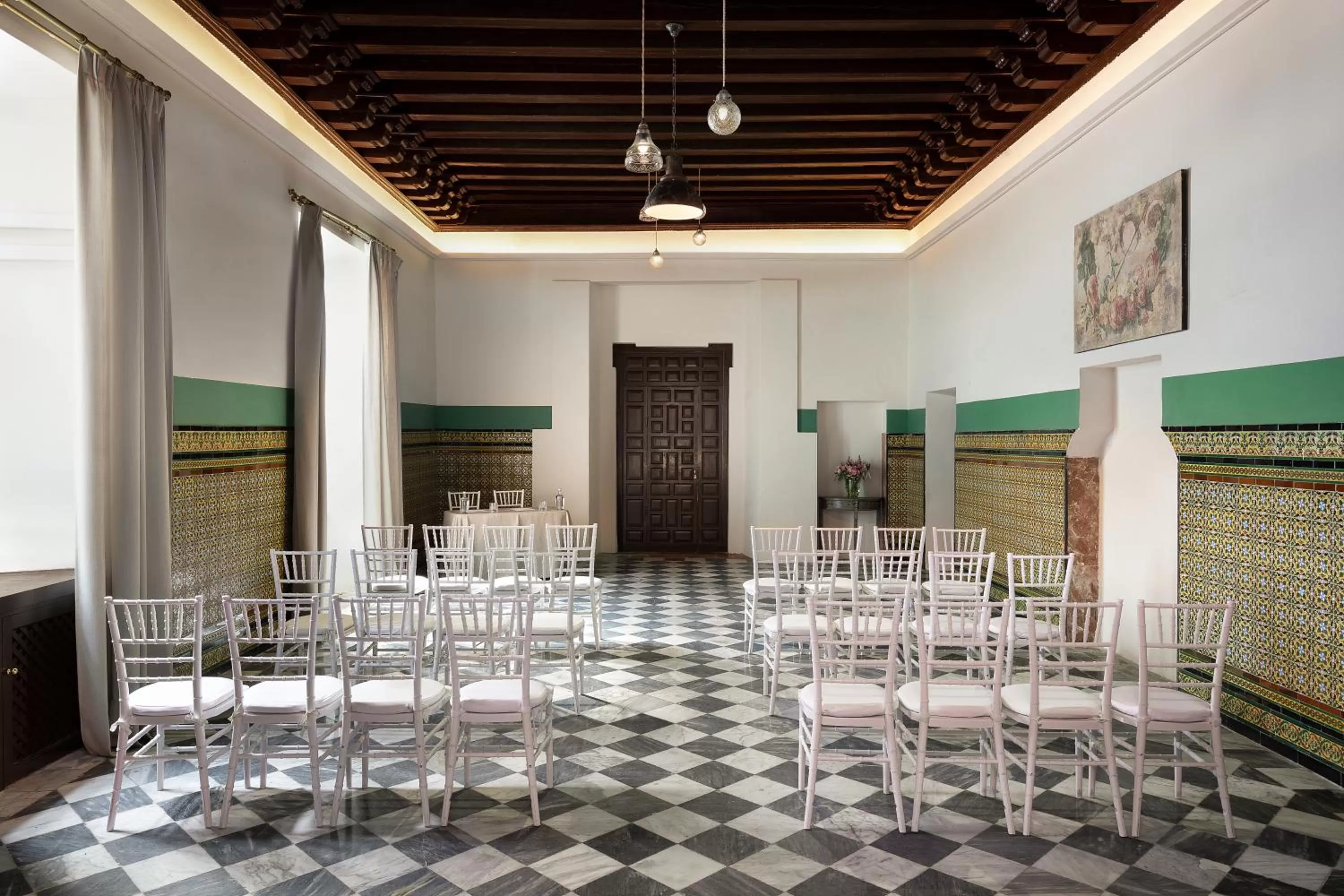 Meeting/conference room in Los Seises Sevilla, a Tribute Portfolio Hotel