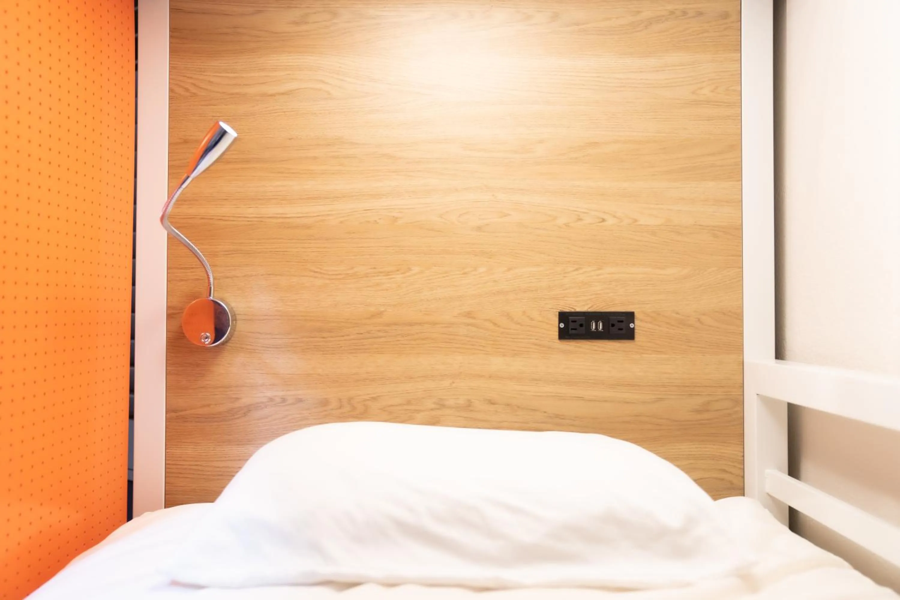 Bed in Amsterdam Hostel