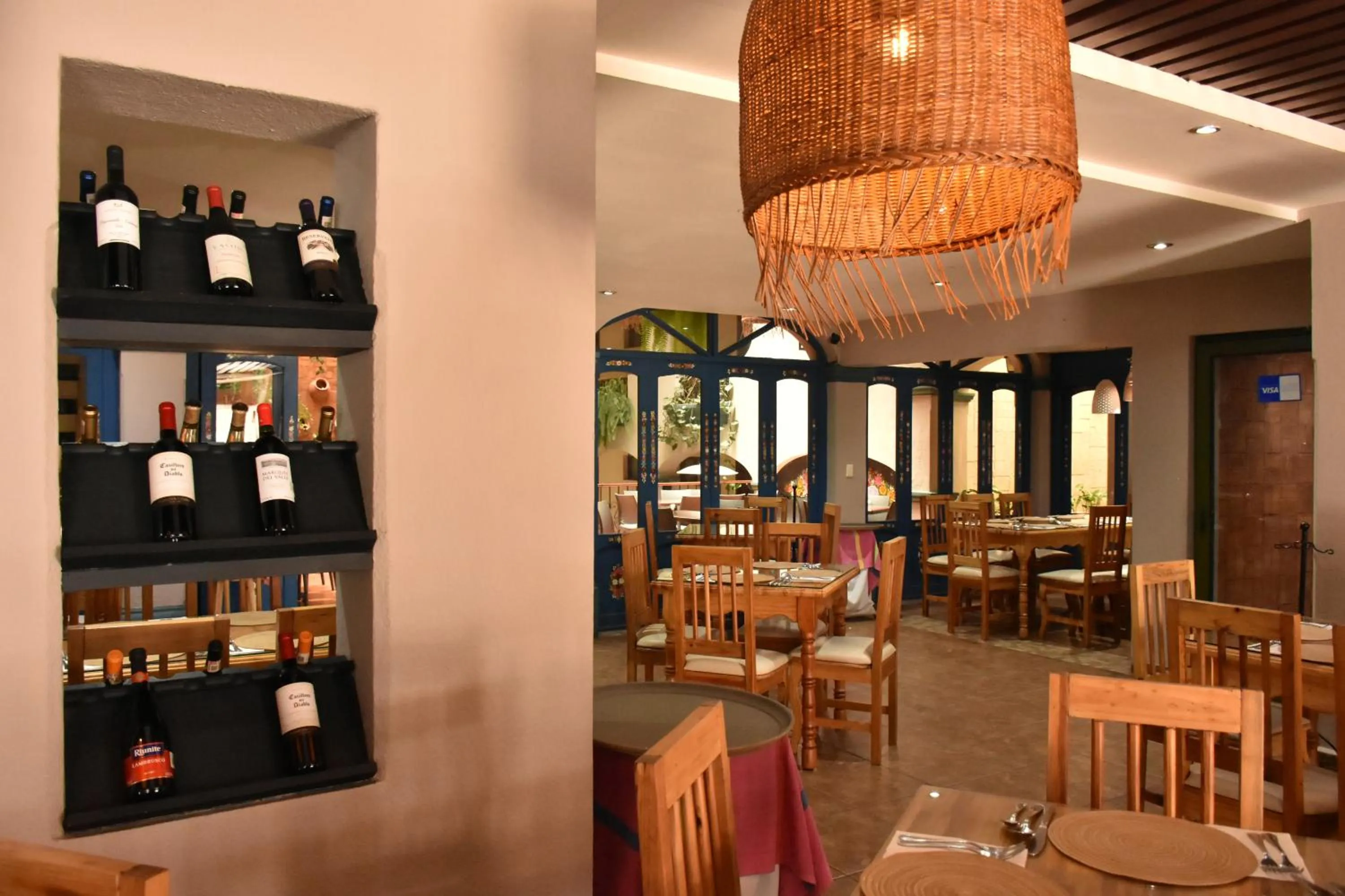 Restaurant/places to eat in Hotel Mansion Del Valle