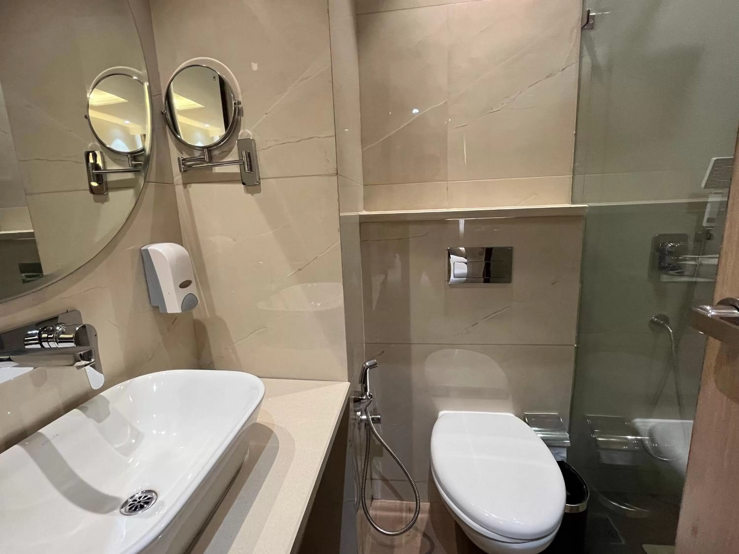 Bathroom in RRV Hotel