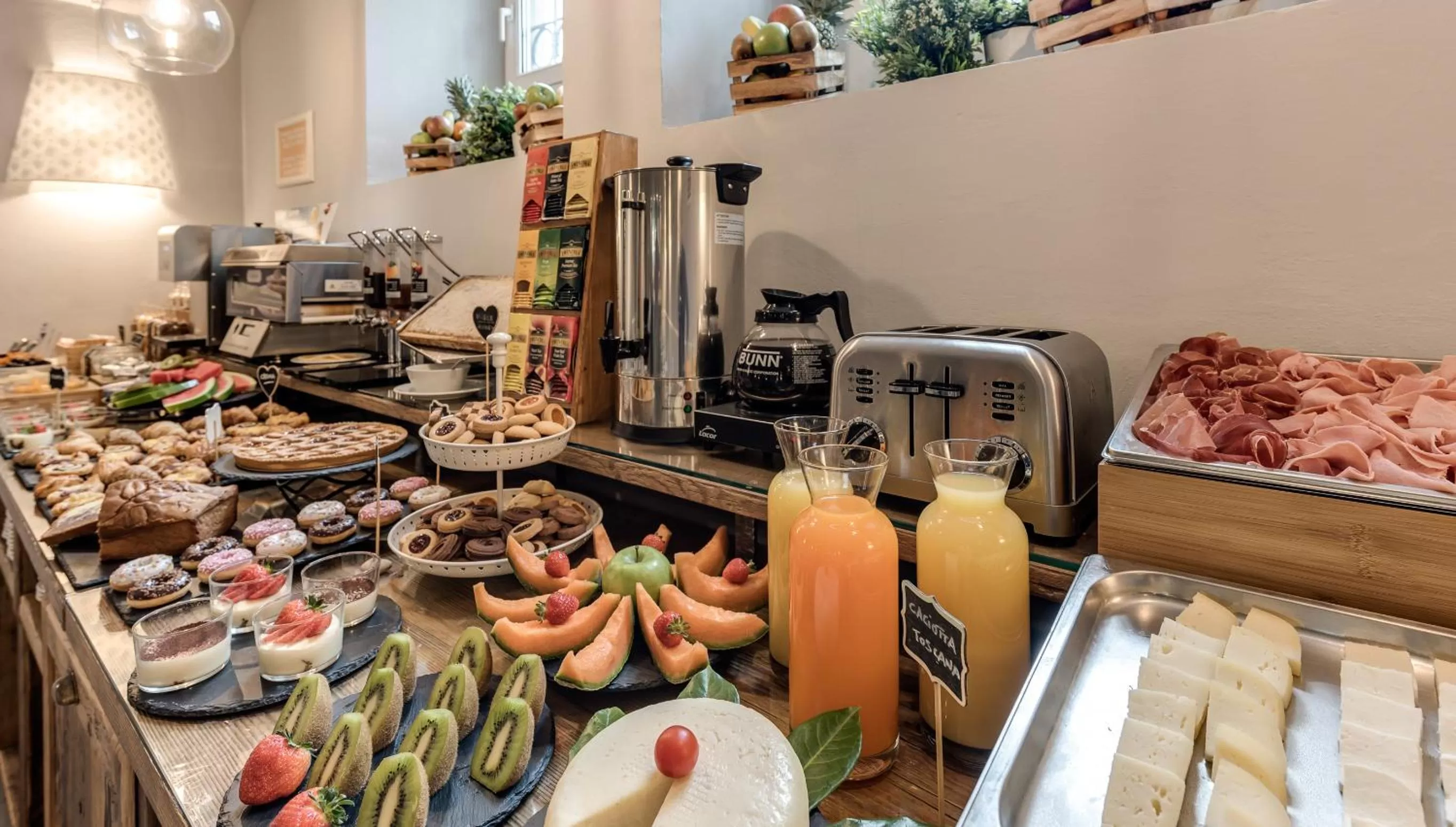 Breakfast in Hotel La Fortezza