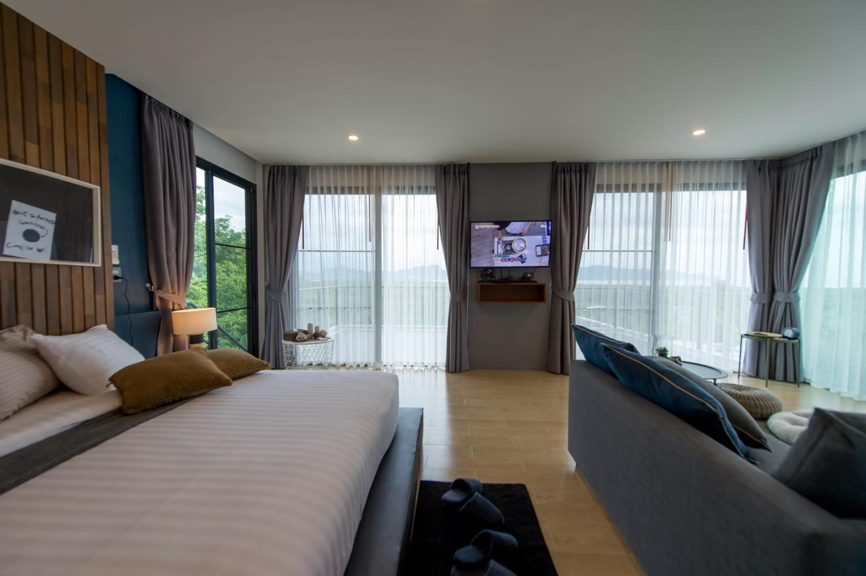 Bed in Ao Luek Panoramic Pool-SHA Plus