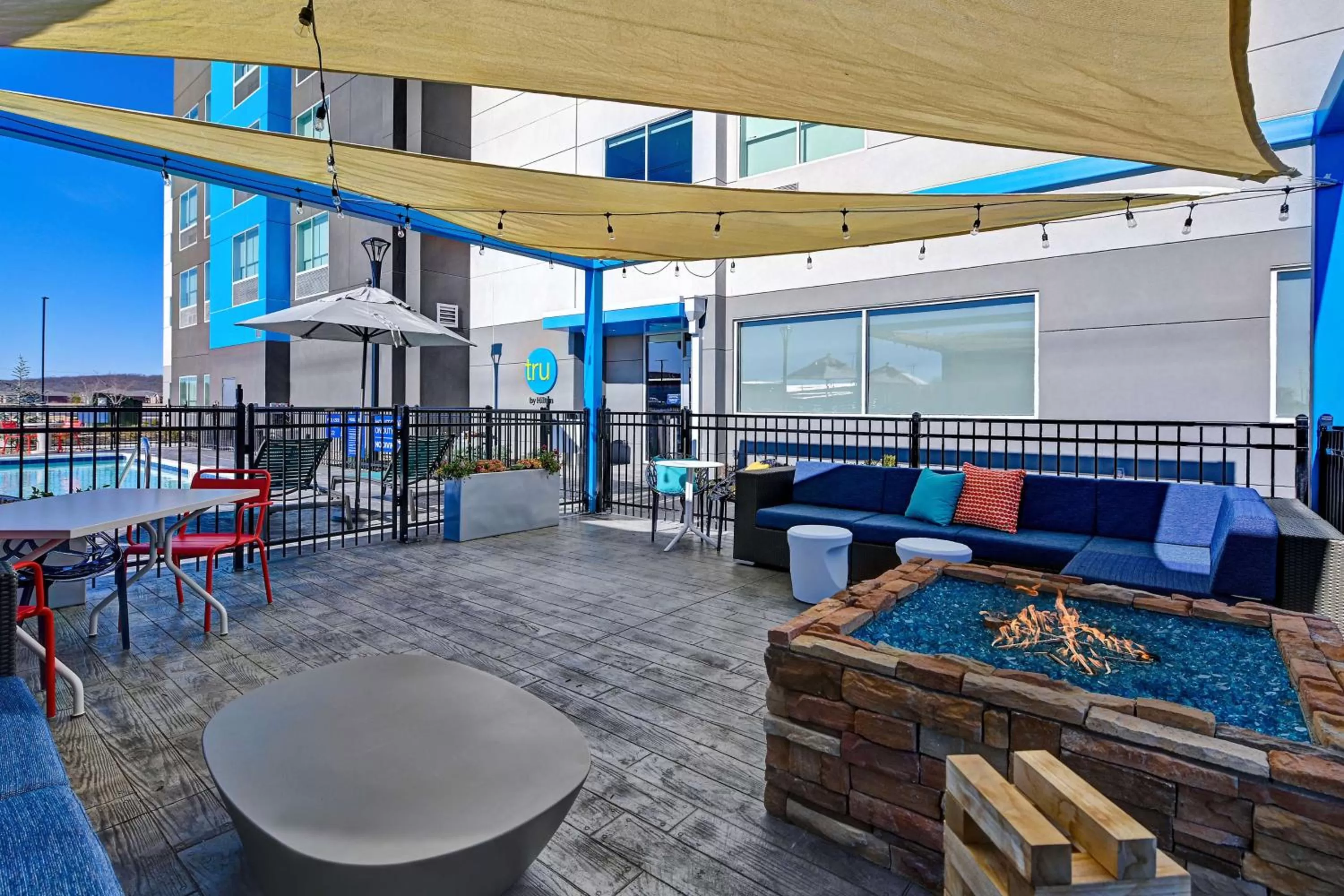 Property building in Tru By Hilton Tahlequah, Ok