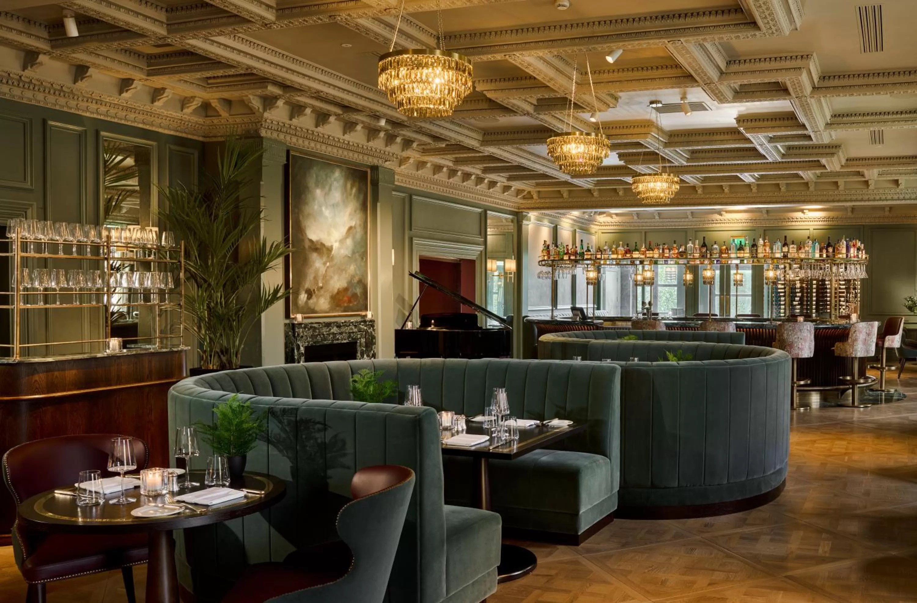 Restaurant/places to eat in The Killarney Park