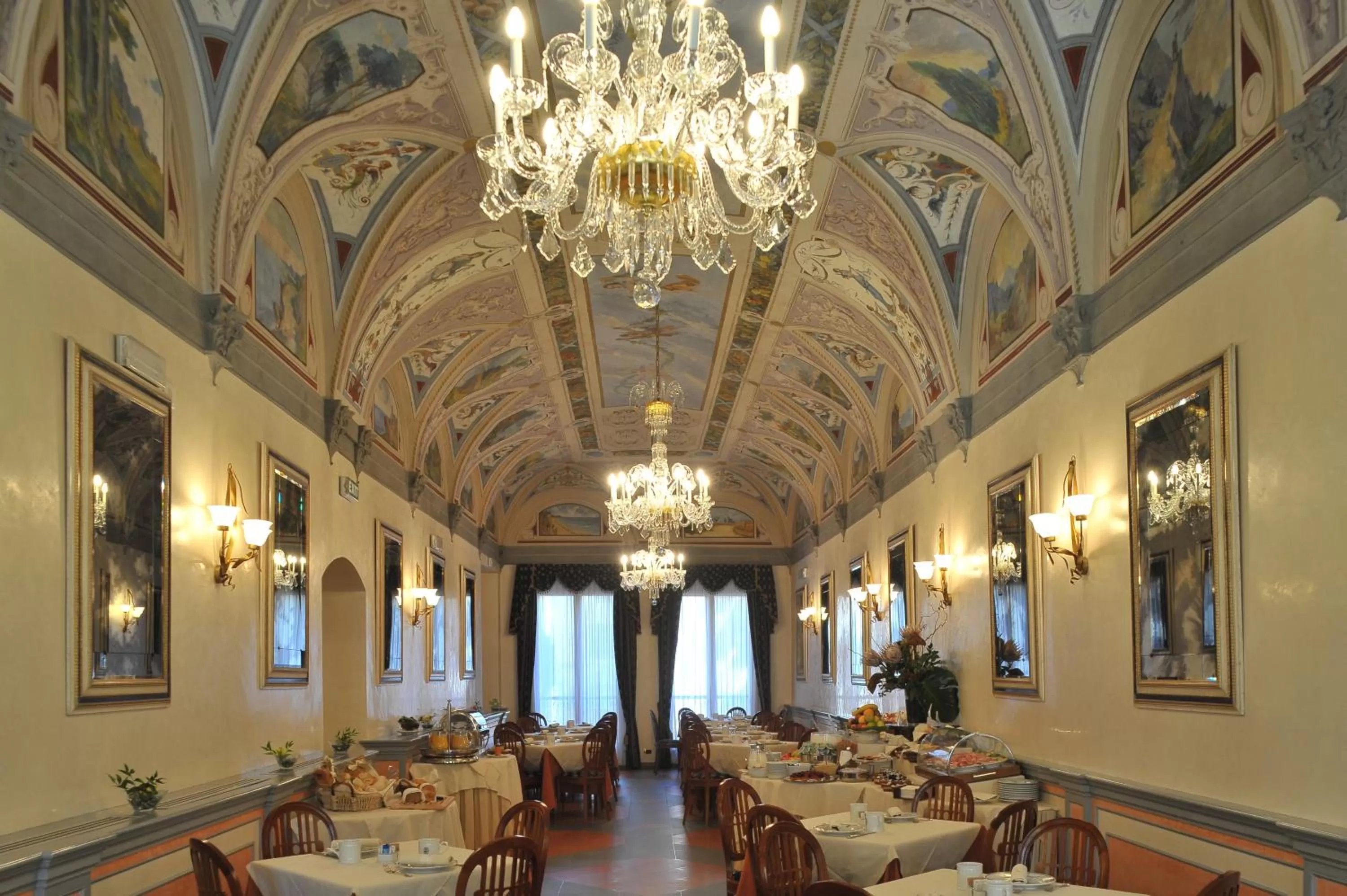 Restaurant/places to eat in Hotel degli Orafi