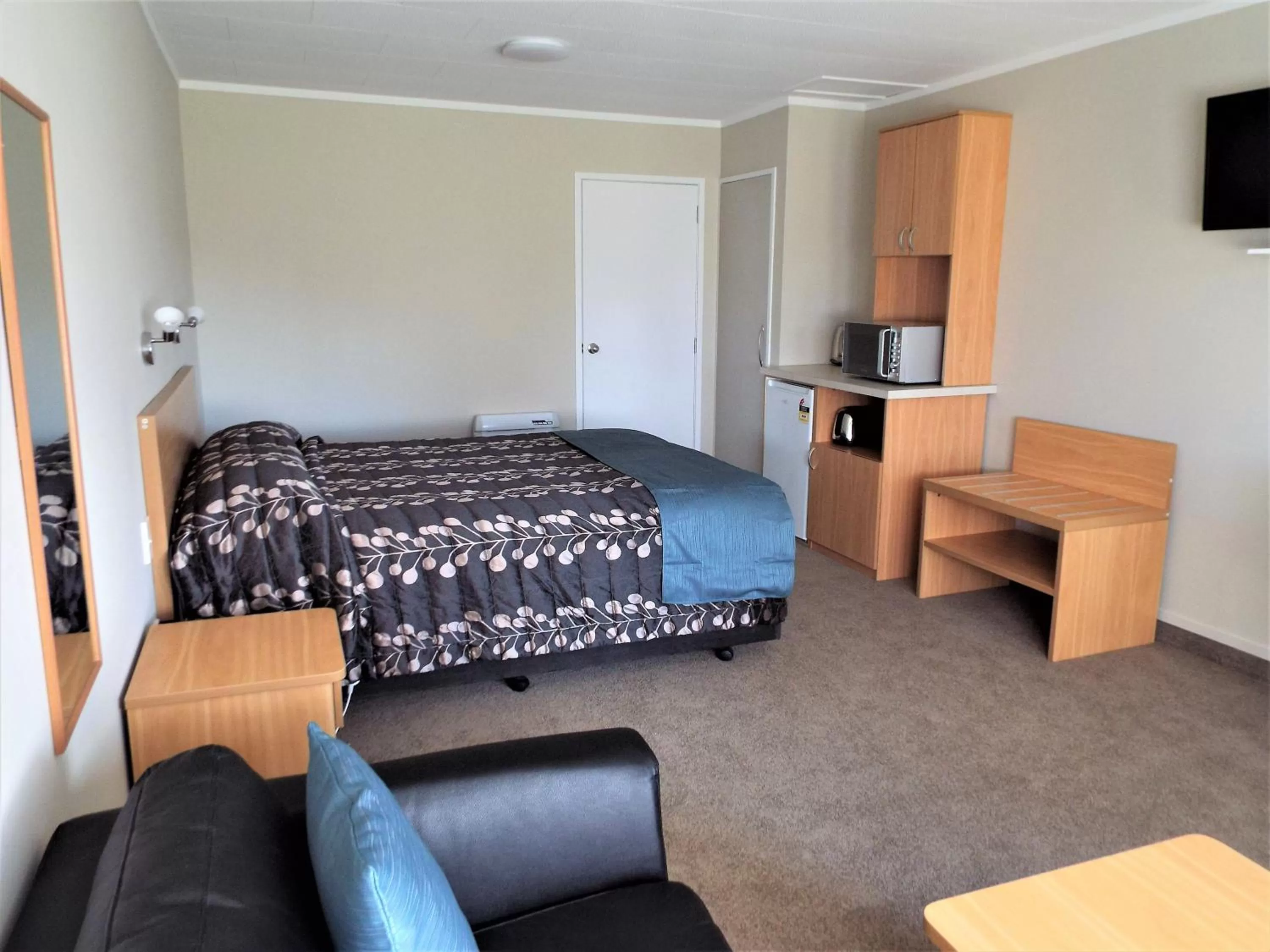 Bedroom, Bed in Turangi Bridge Motel