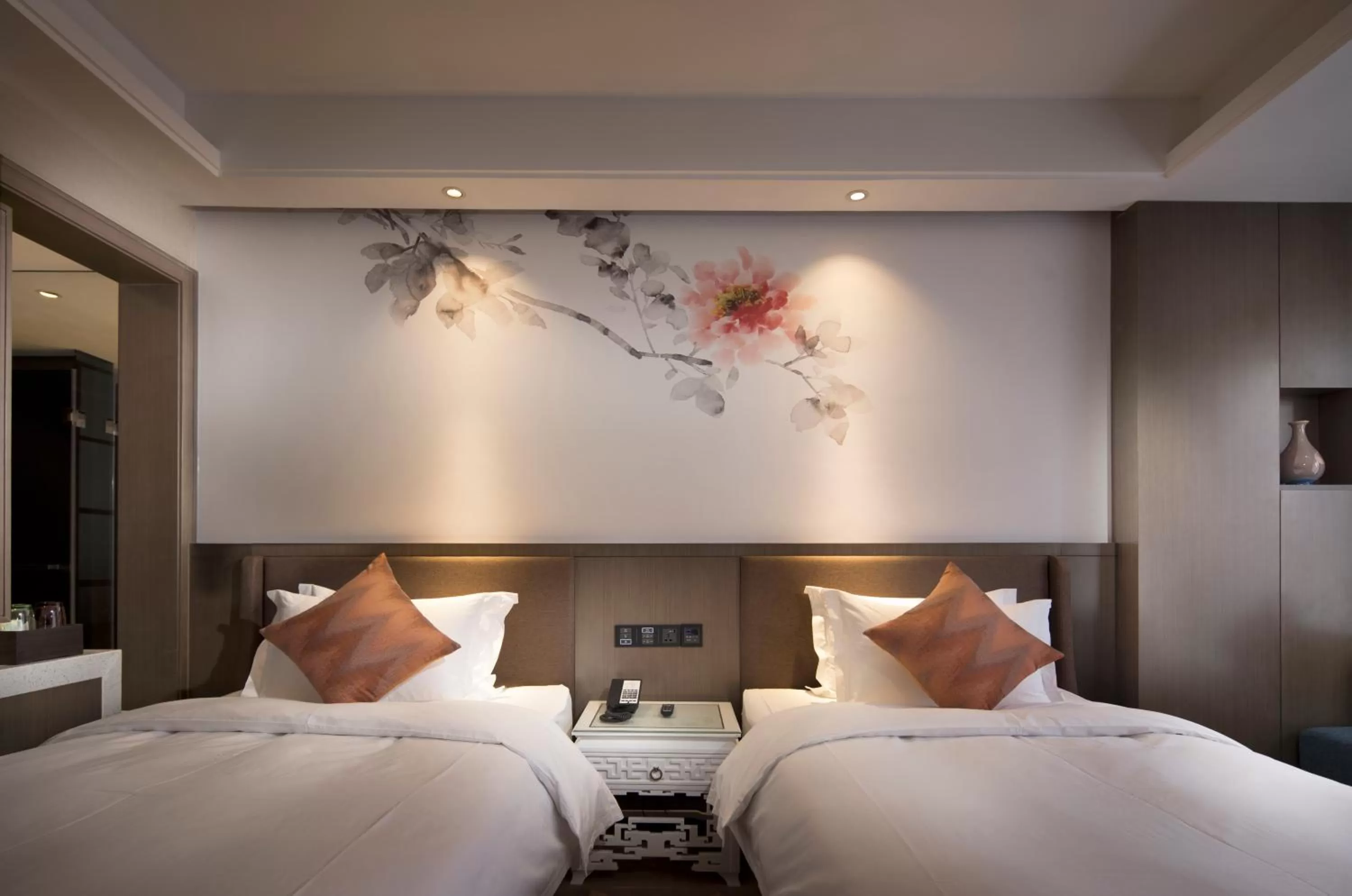 Bed in Paco Hotel Dongpu Guanghzou -Free Shuttle Bus for Canton Fair