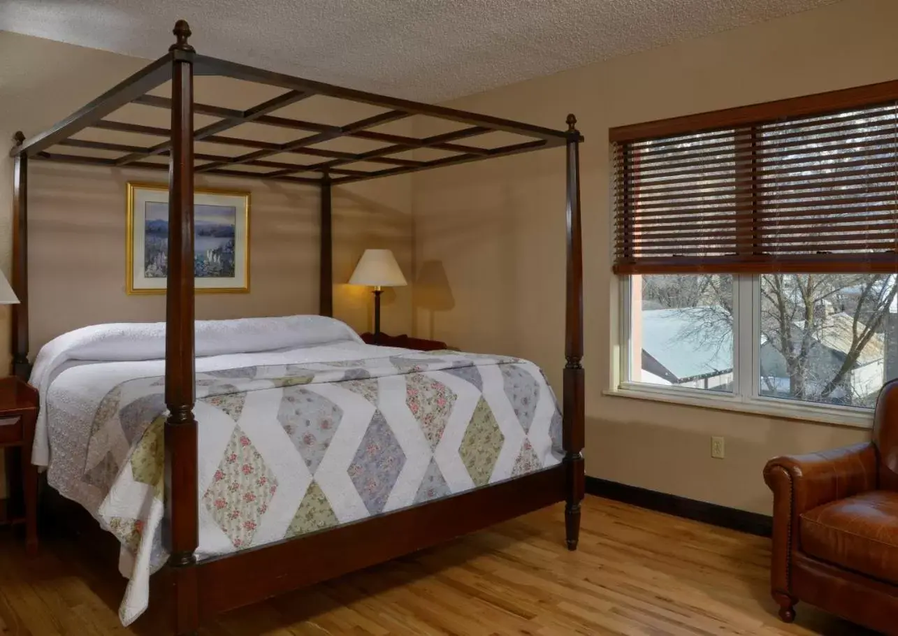 King Room (Pet Free) in Hotel Denver King Room (Pet Free) in Hotel Denver