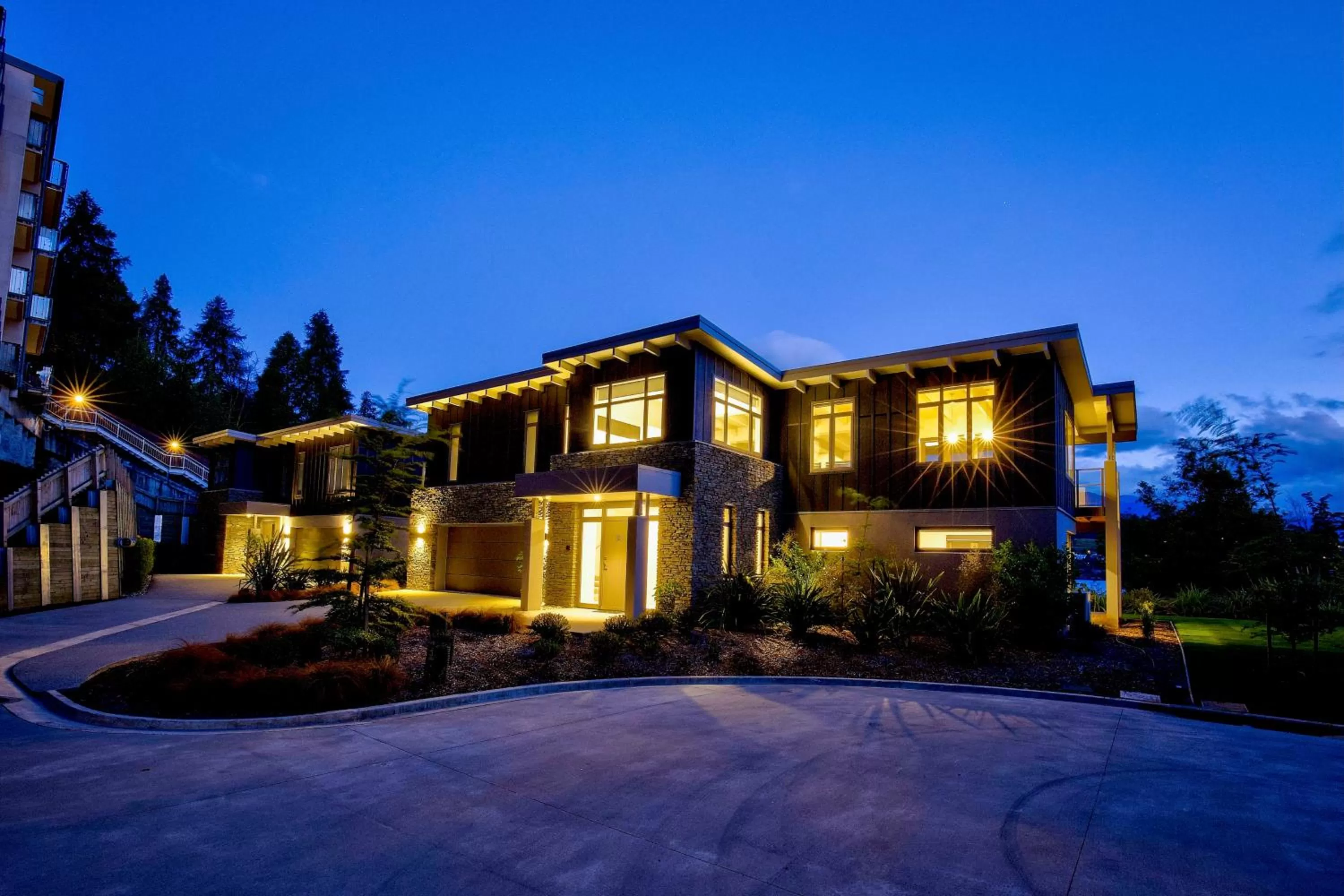 Property building in The Rees Hotel & Luxury Apartments