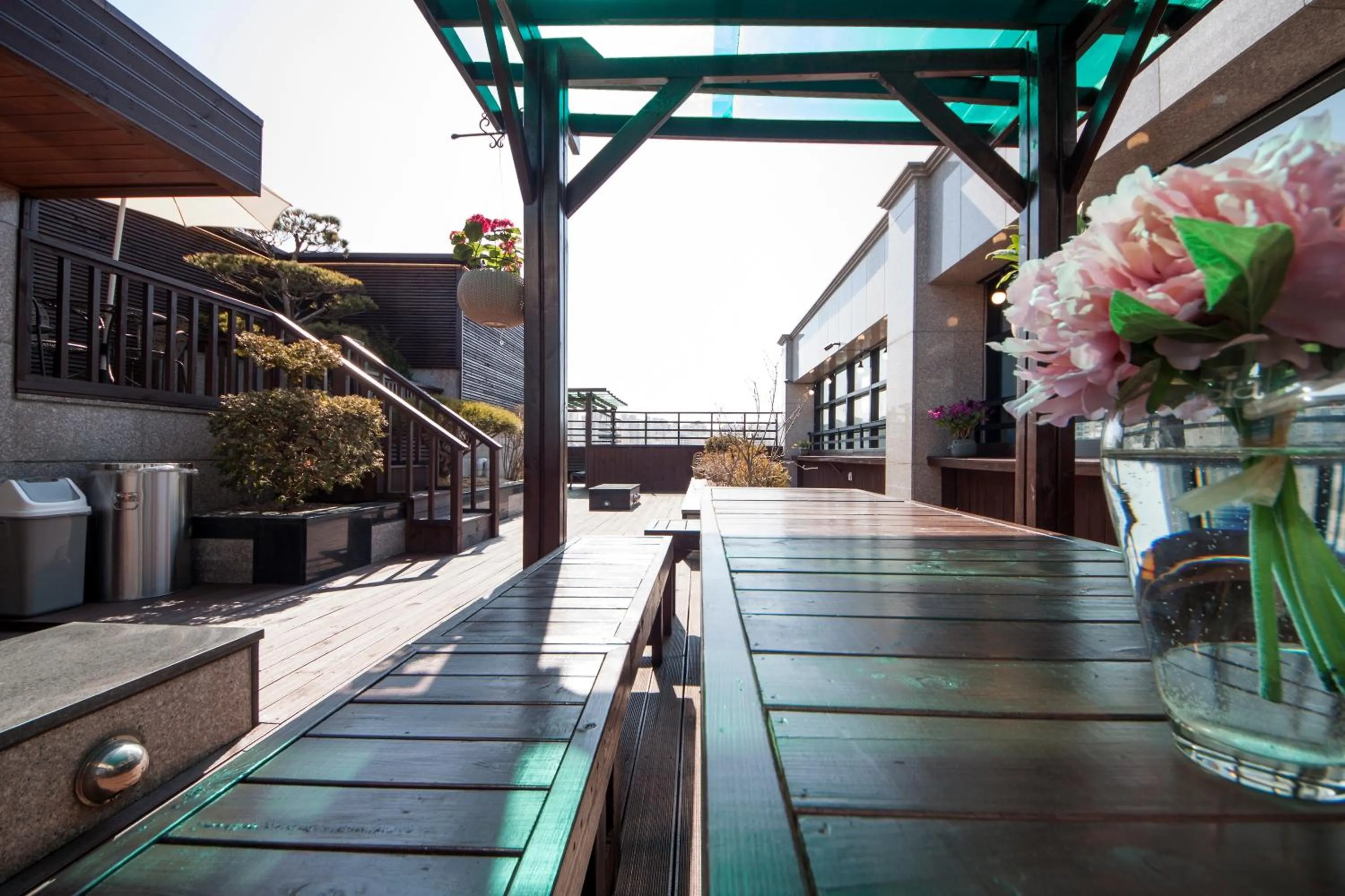 Balcony/Terrace in K-Grand Hostel Dongdaemun