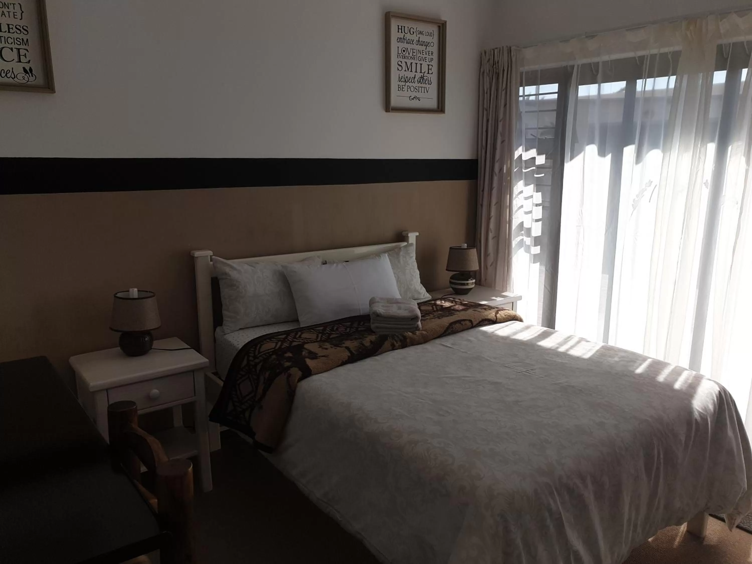 Bed in Sunflower Self-Catering