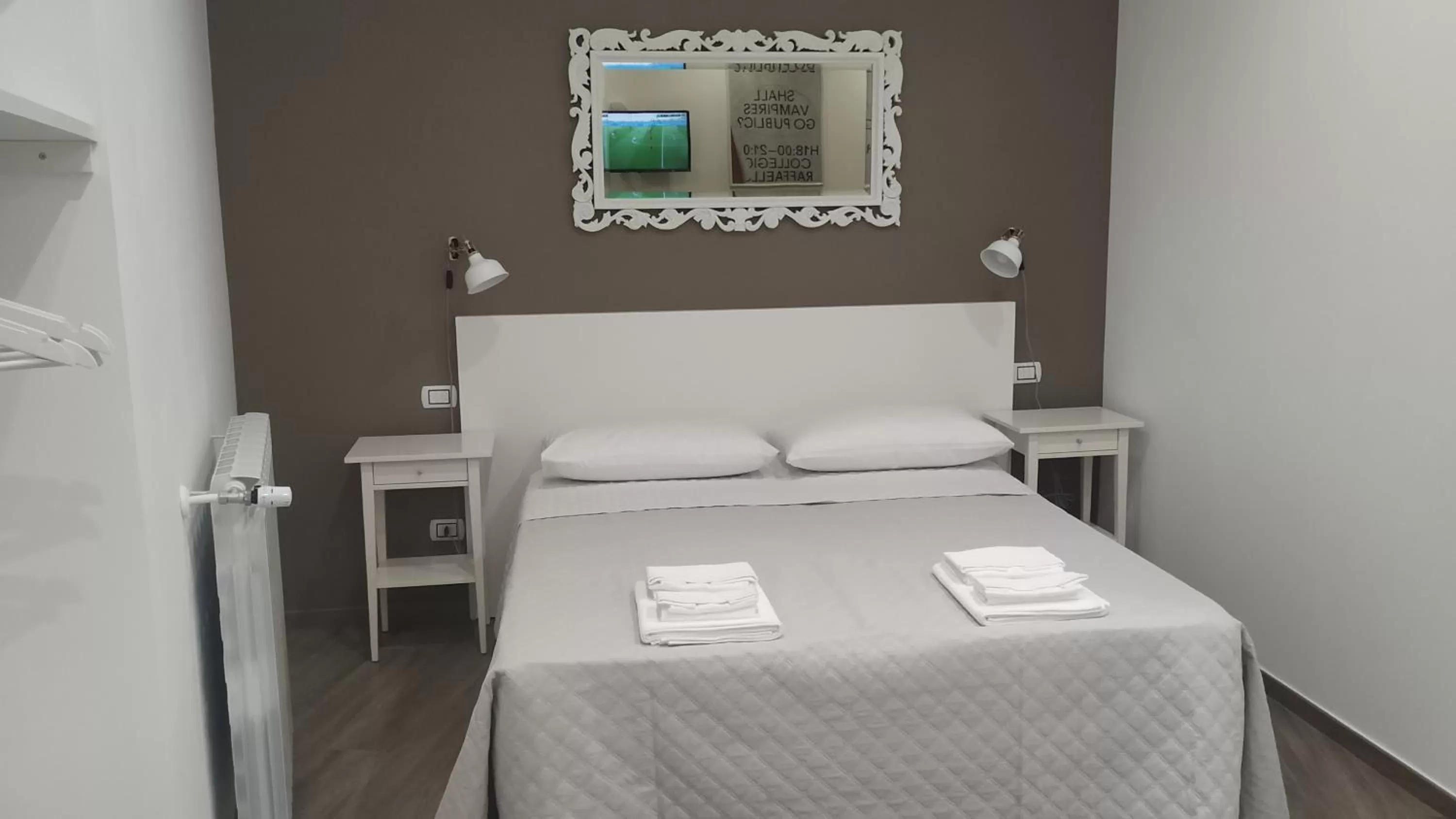 Bed in Comeacasa B&B