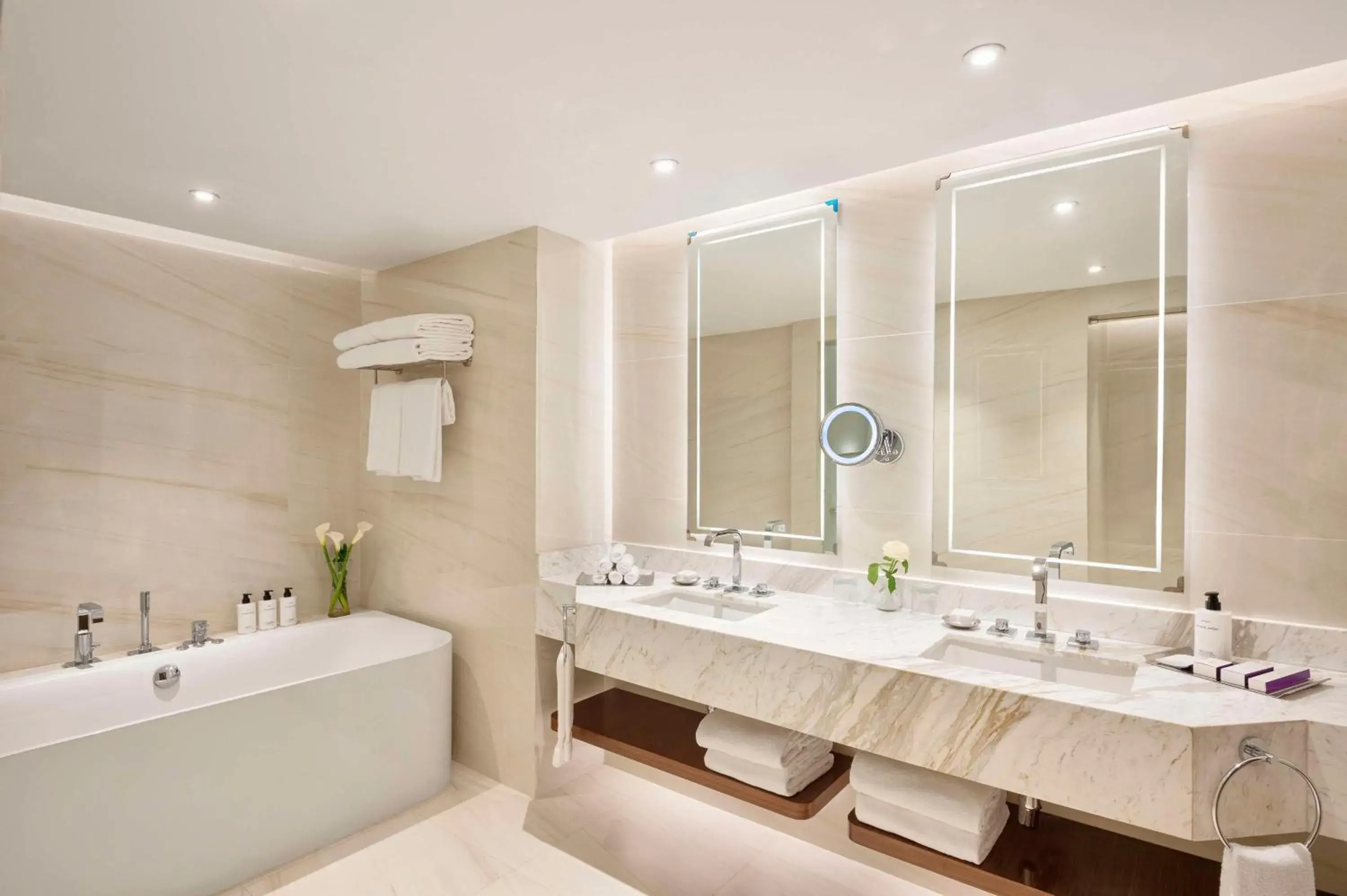 Presidential King Suite with Nile View - Lounge Access in Sofitel Cairo Downtown Nile Presidential King Suite with Nile View - Lounge Access in Sofitel Cairo Downtown Nile