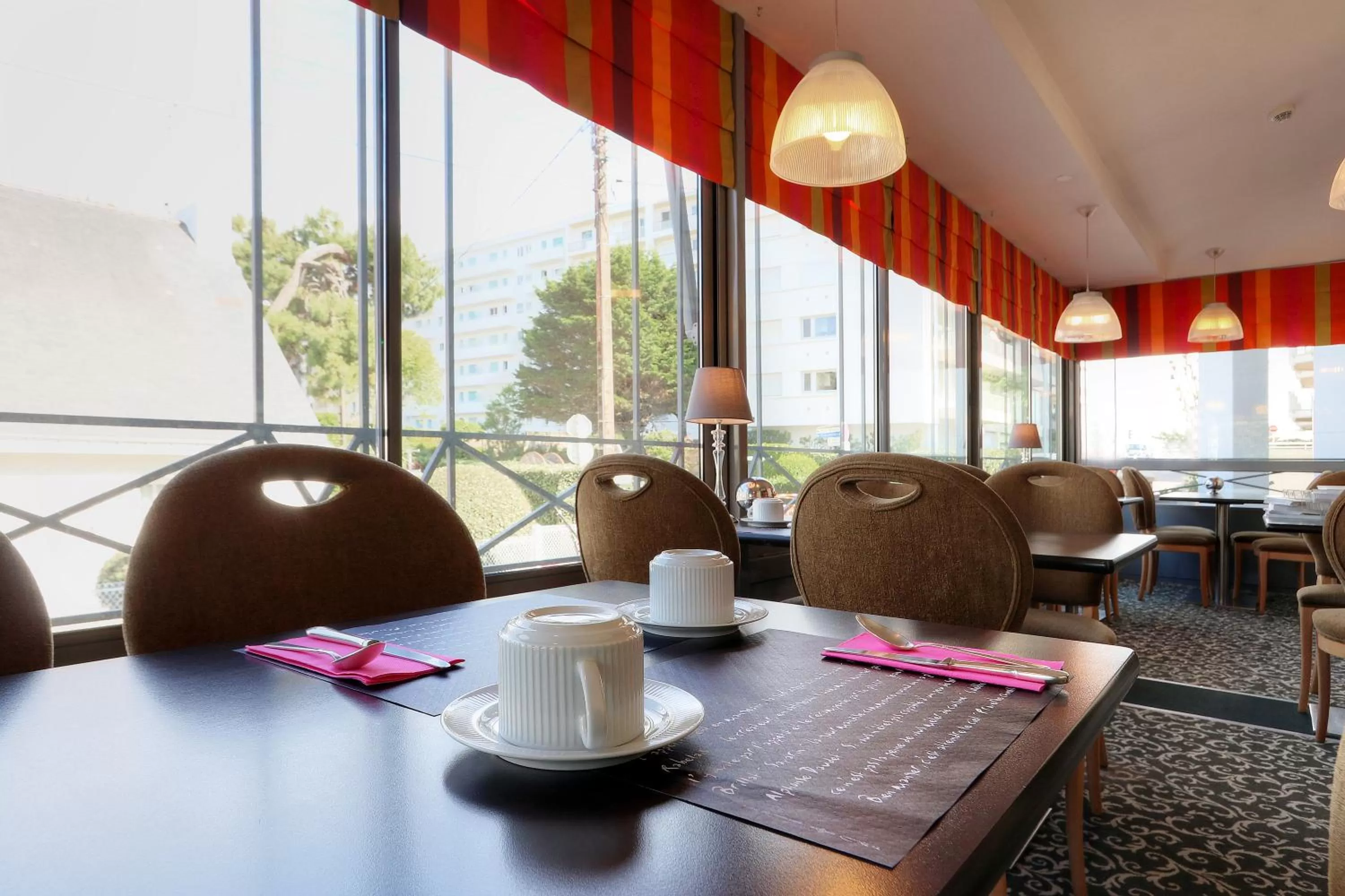 Breakfast in Best Western Hôtel Brittany La Baule Centre & Plages