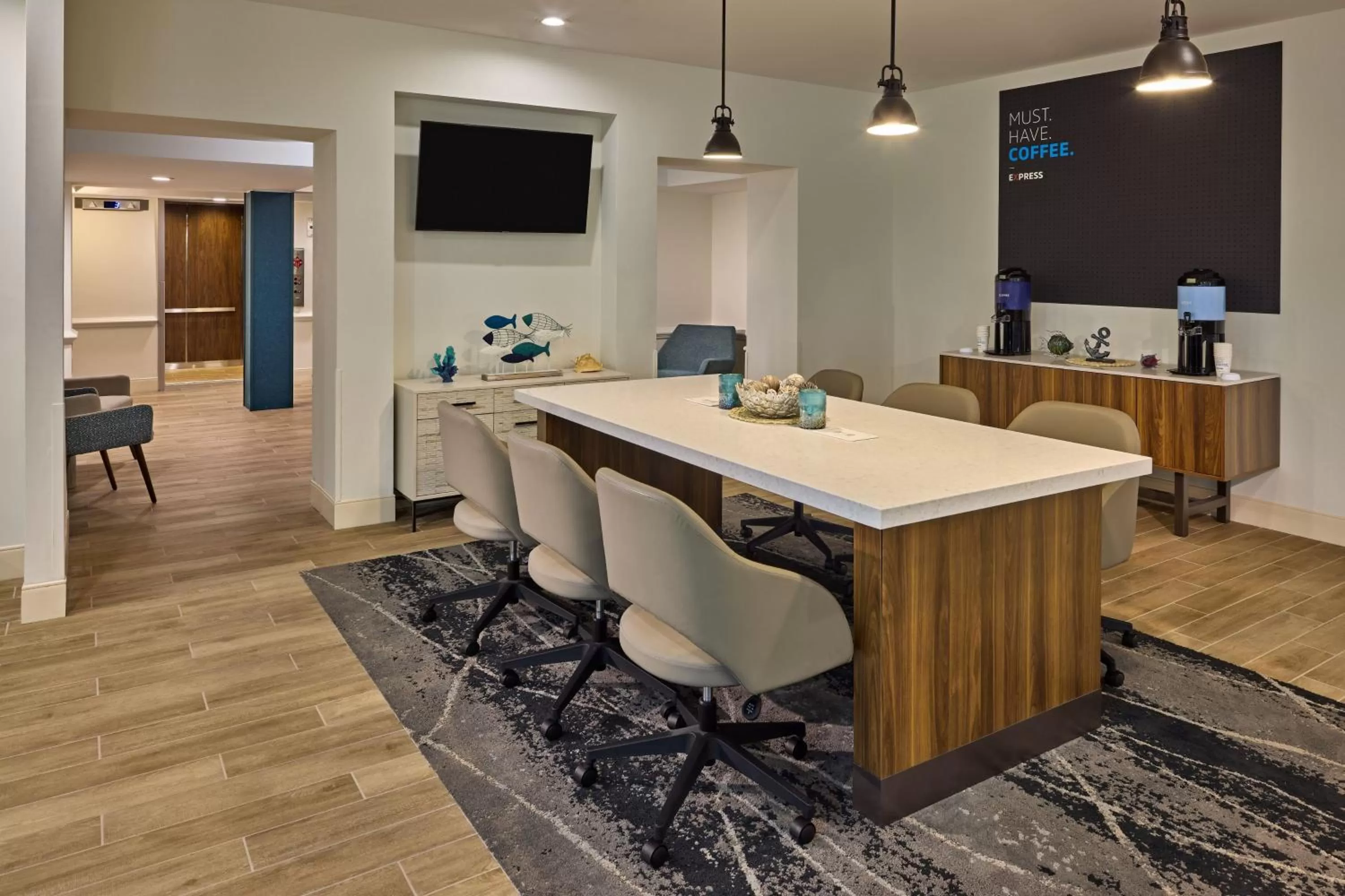 Property building in Holiday Inn Express & Suites Charleston DWTN -Westedge by IHG