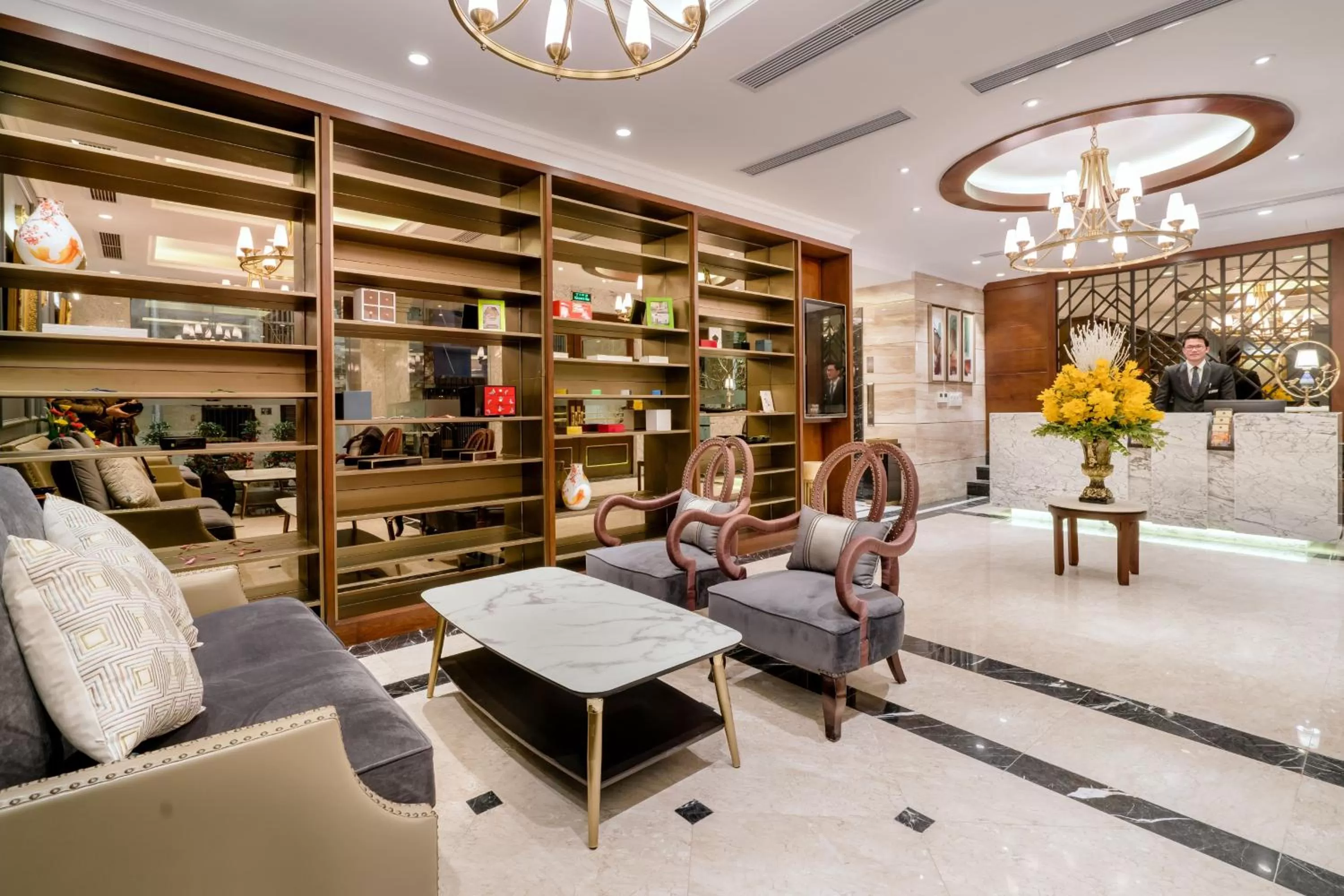 Lobby or reception in Conifer Grand Hotel