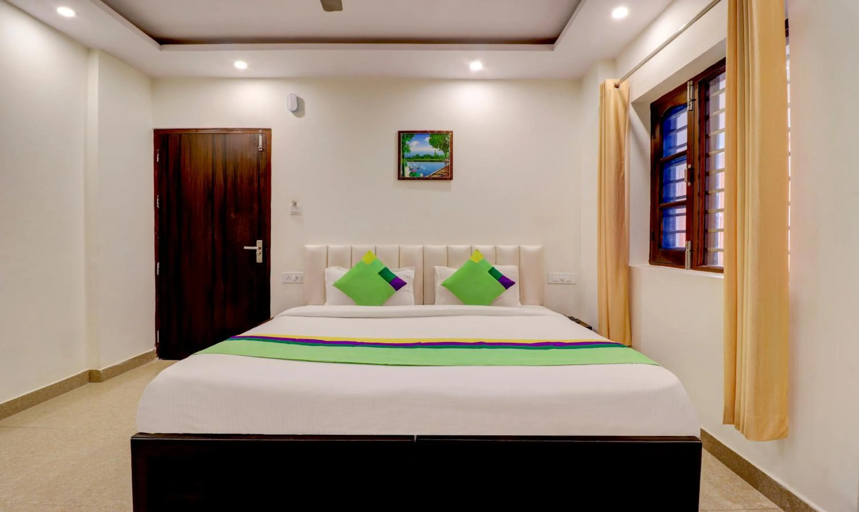 Bedroom, Bed in Itsy Hotels NV, Tapovan