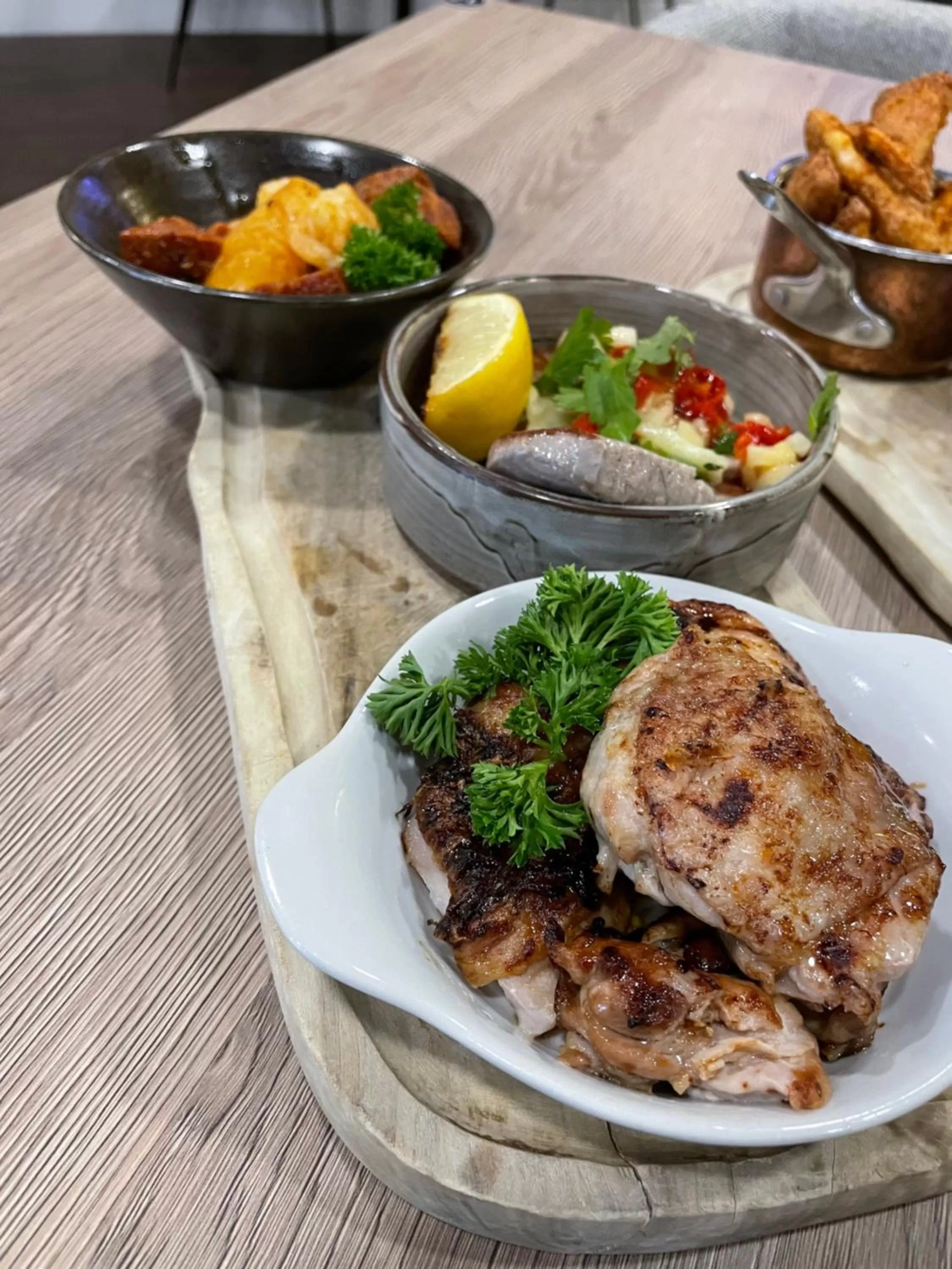 Food in Holiday Inn Kenilworth - Warwick by IHG