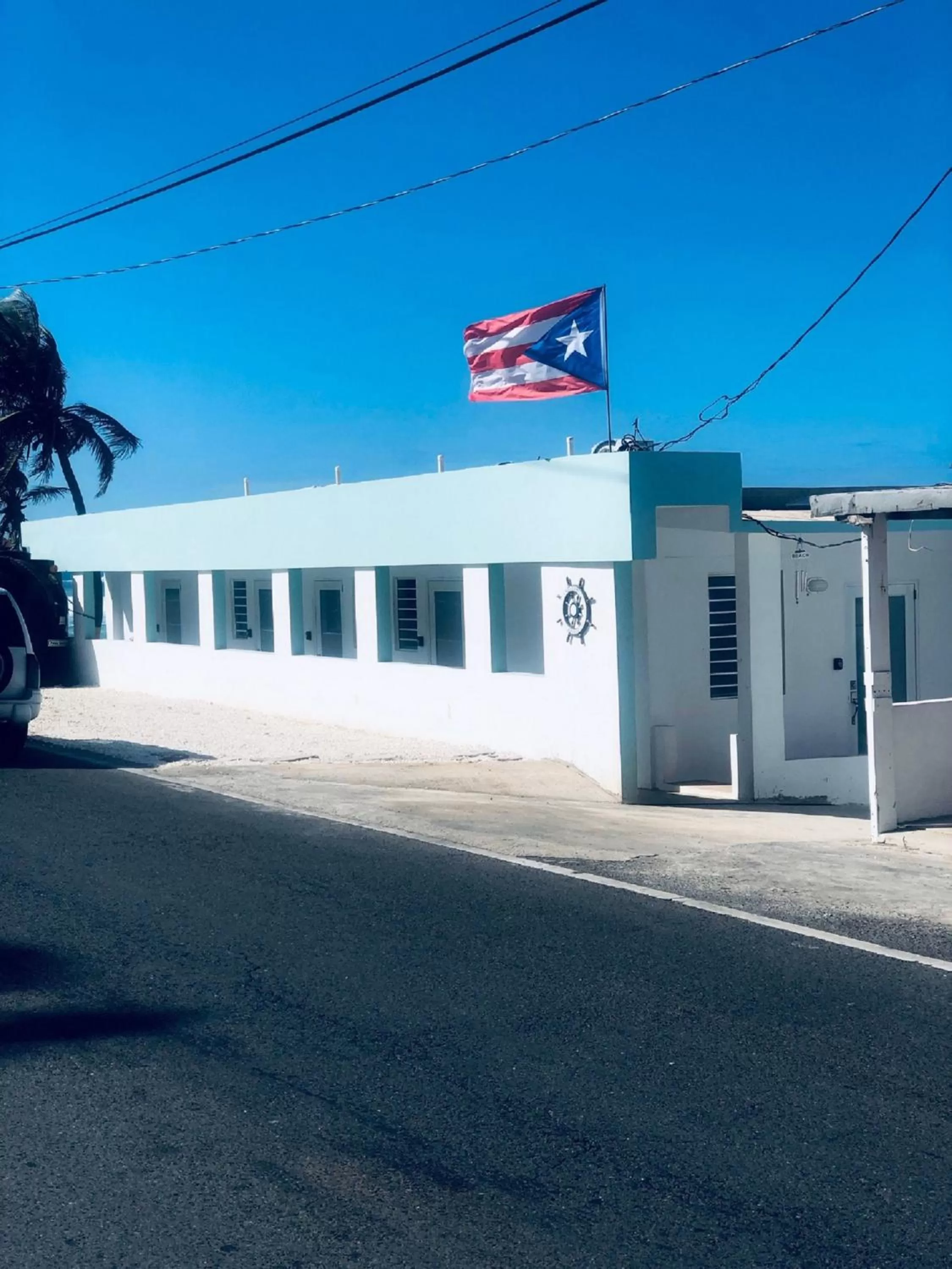 Property Building in Discovery Inn & Suites at 681 Ocean Drive