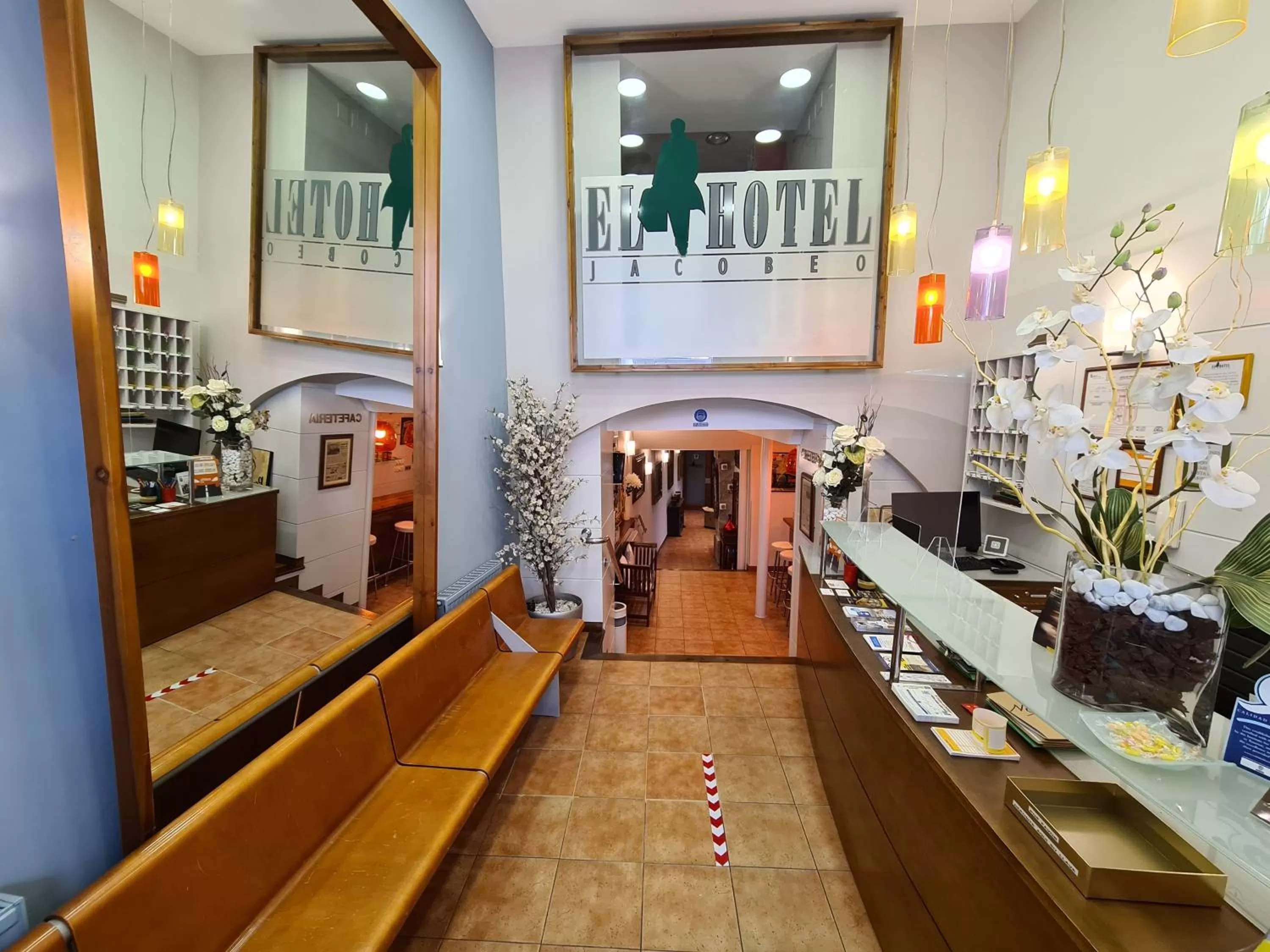 Lobby or reception in Hotel Jacobeo
