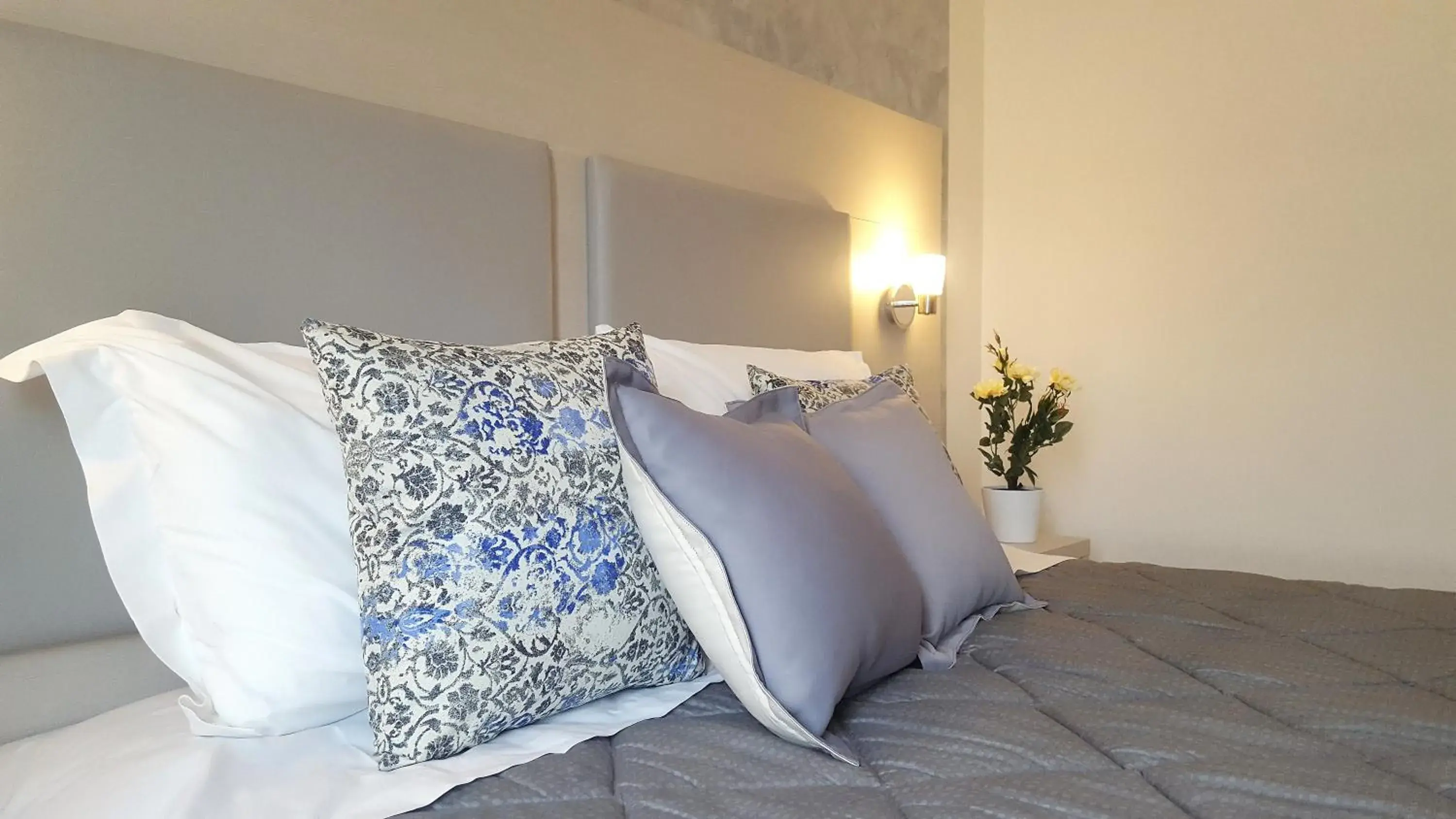 Superior Double or Twin Room in Hotel Luxor Florence Superior Double or Twin Room in Hotel Luxor Florence