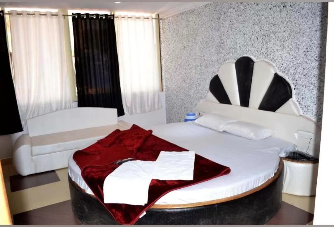 Bed in Hotel Rock View