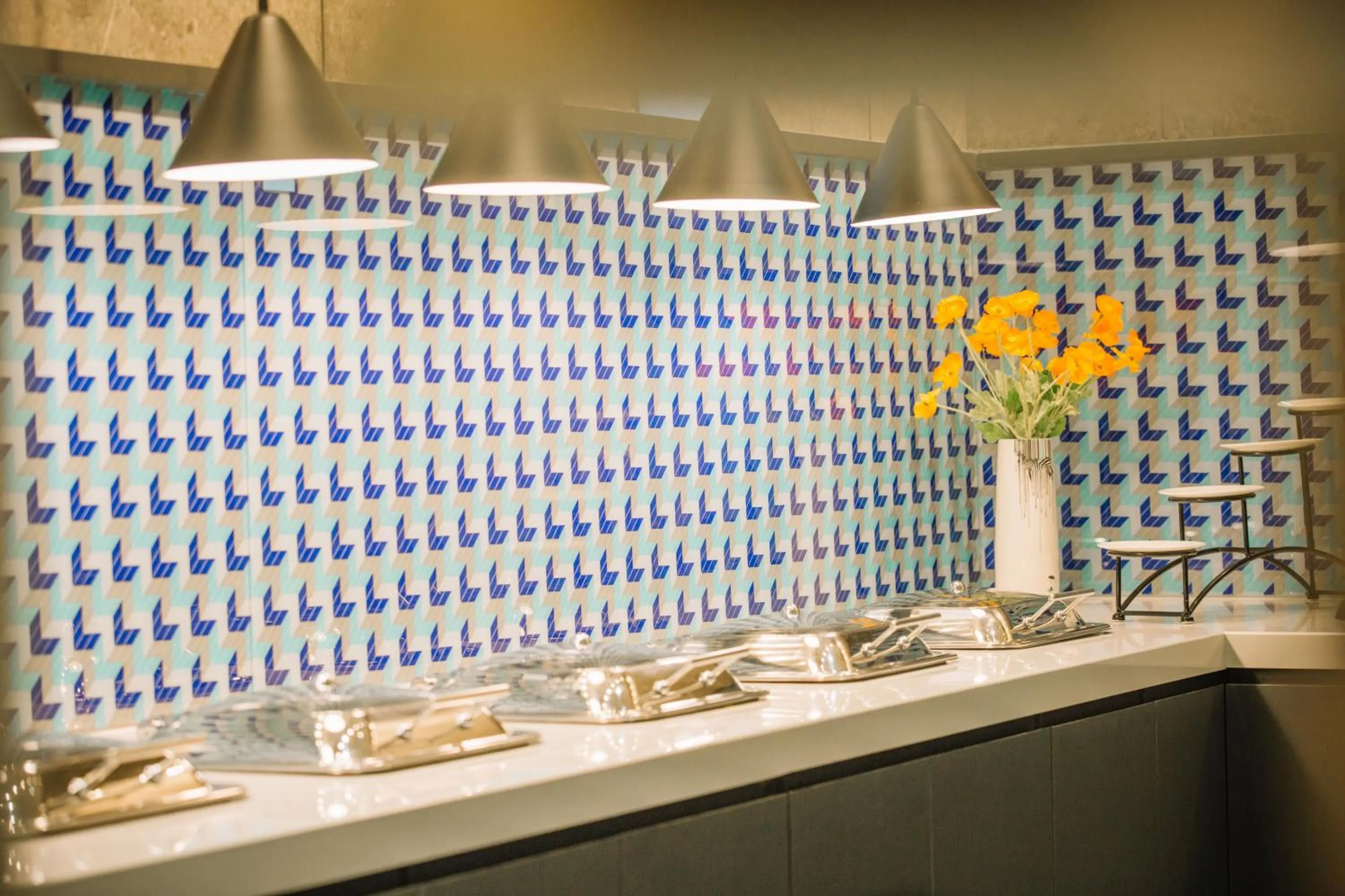 Restaurant/places to eat in Holiday Inn Express Ningbo Fenghua by IHG