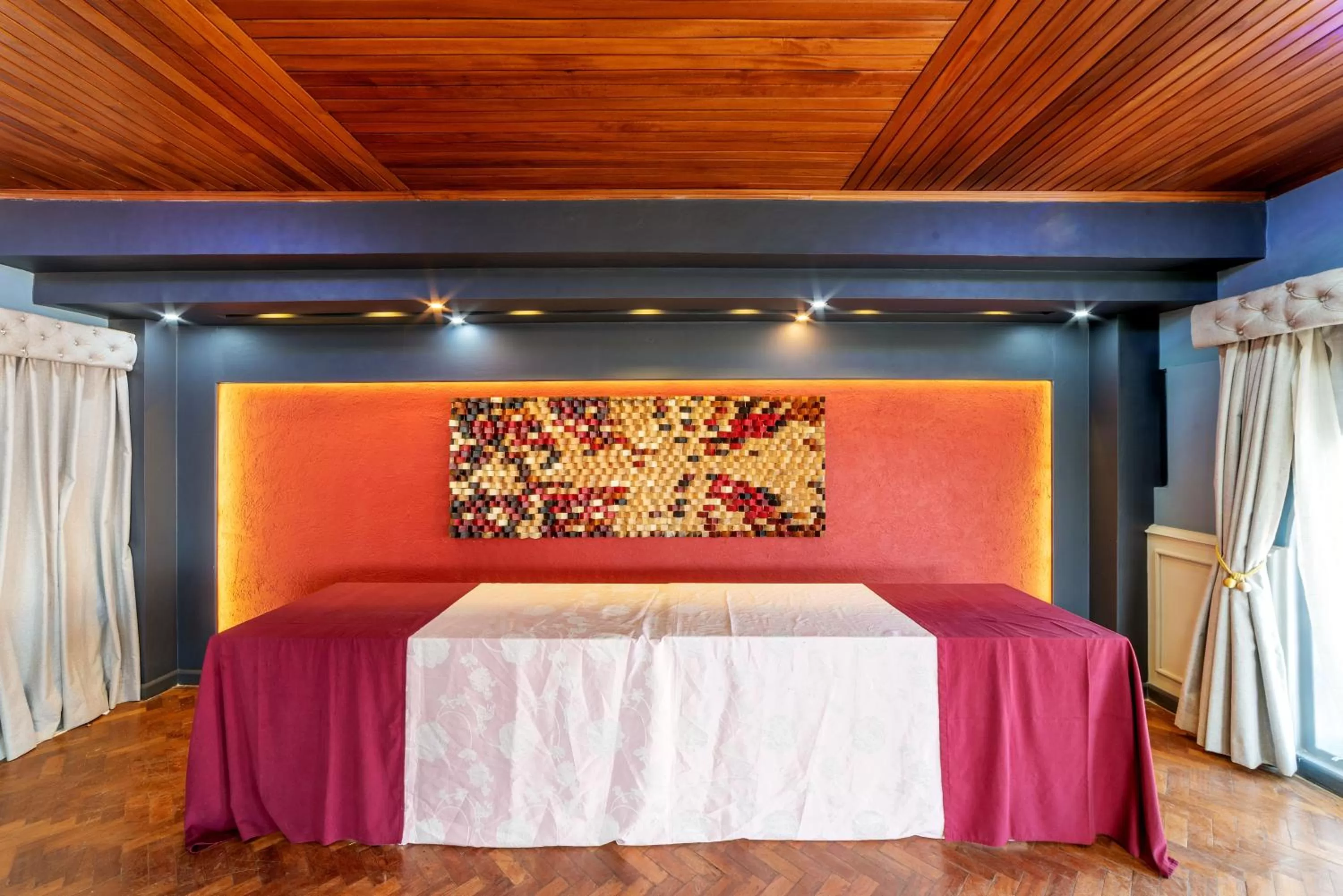 Meeting/conference room, Bed in Afro Park Hotel