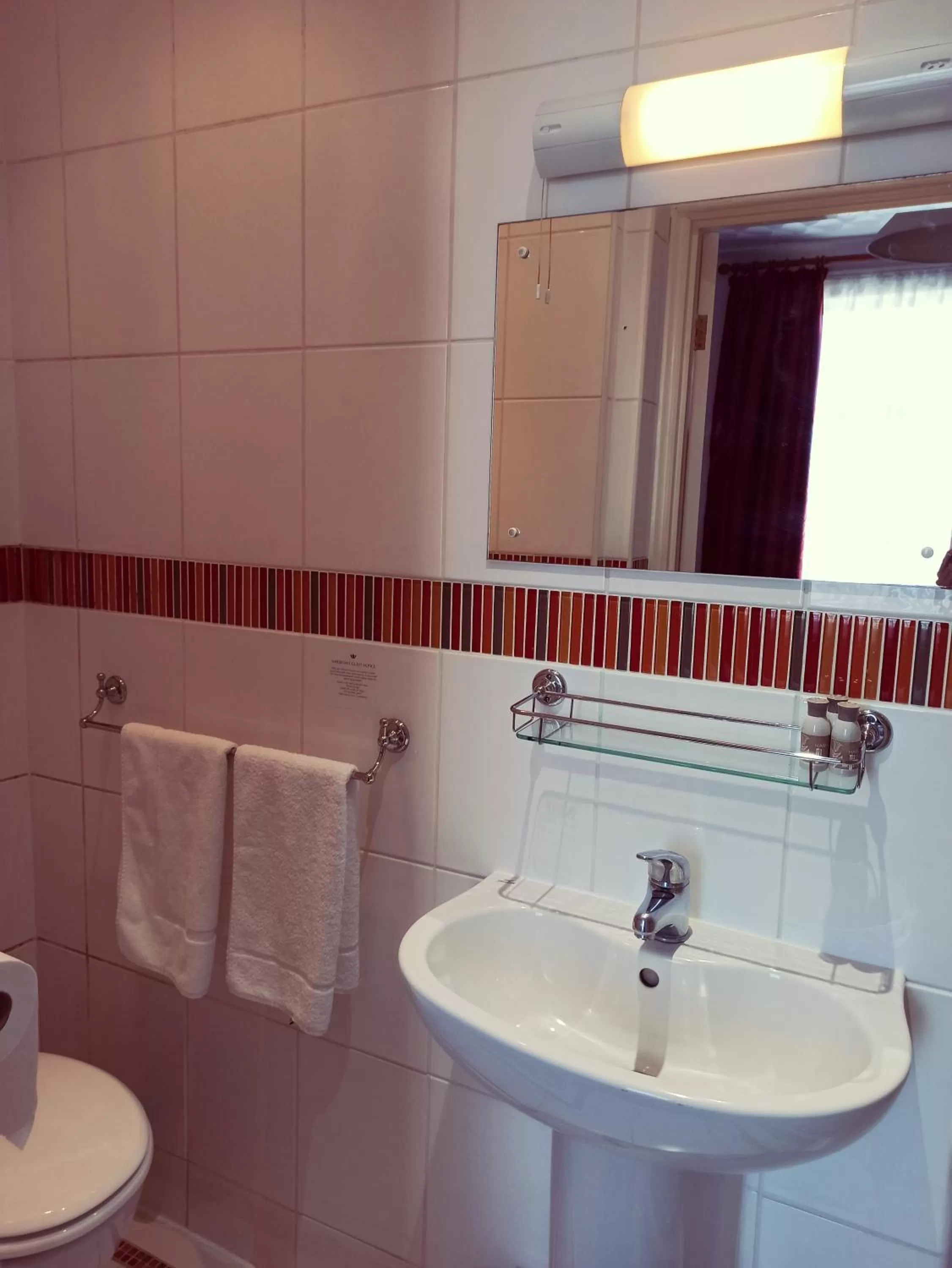 Bathroom in Crystal Hotel & Savour