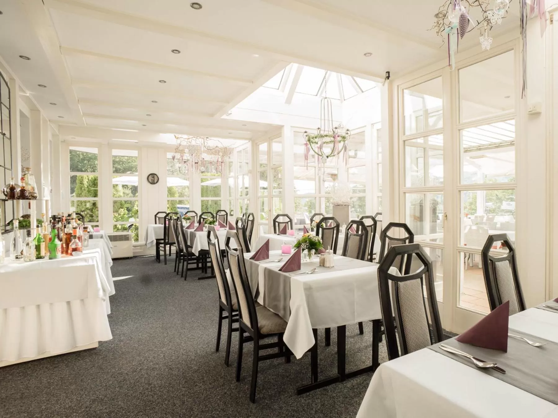 Restaurant/Places to Eat in Hennedamm Hotel