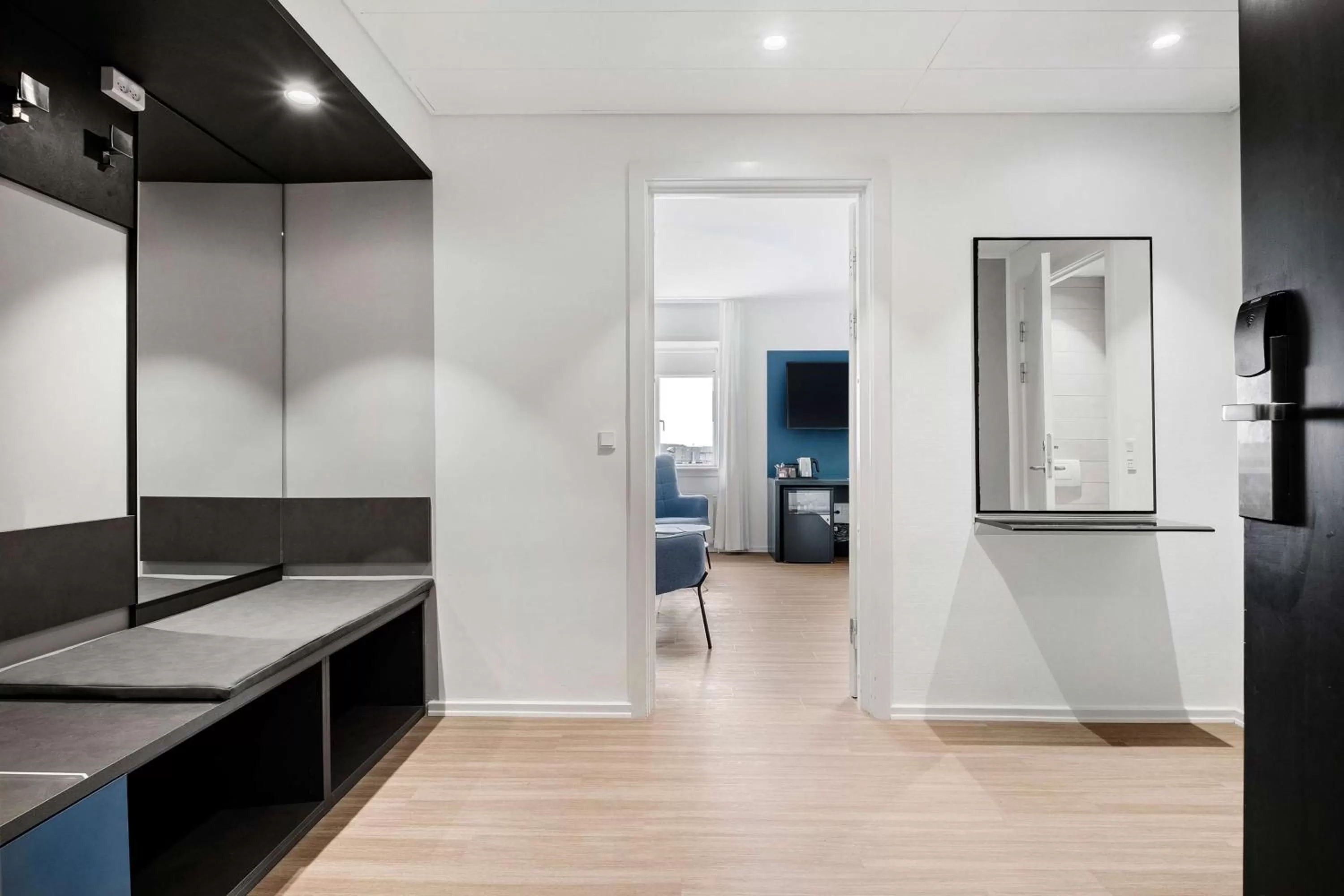 Bedroom, Kitchen/Kitchenette in Best Western Plus Hotel Svendborg