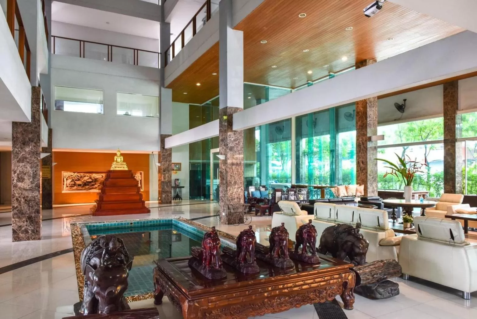 Seating area in Siam Triangle Hotel Chiang Sean