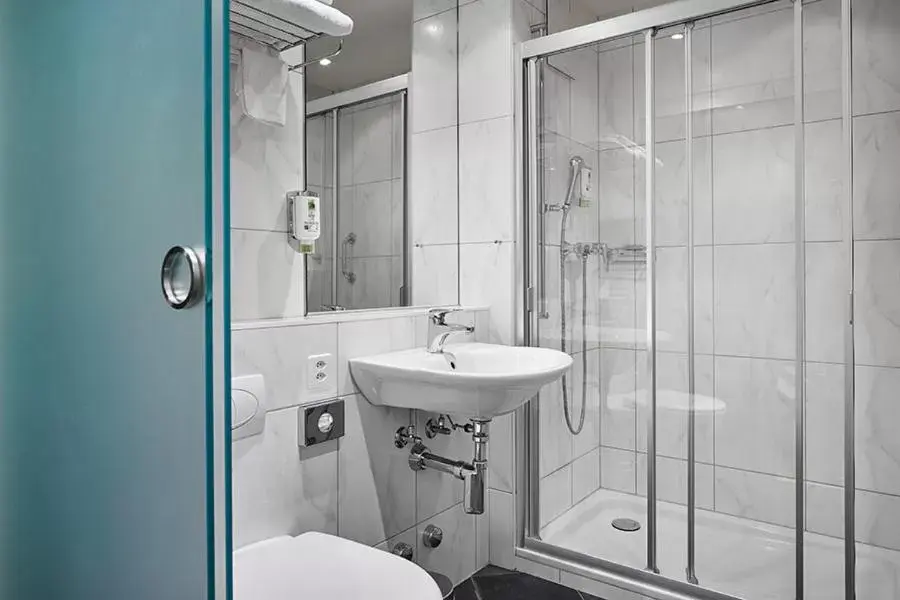 Comfort Double Room in Hotel du Commerce Comfort Double Room in Hotel du Commerce