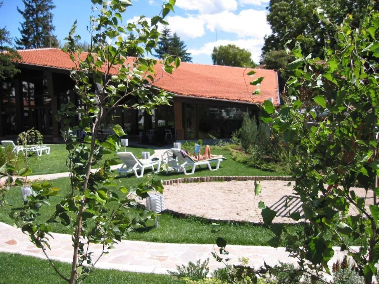 Garden in Hotel Pirin SKI & SPA