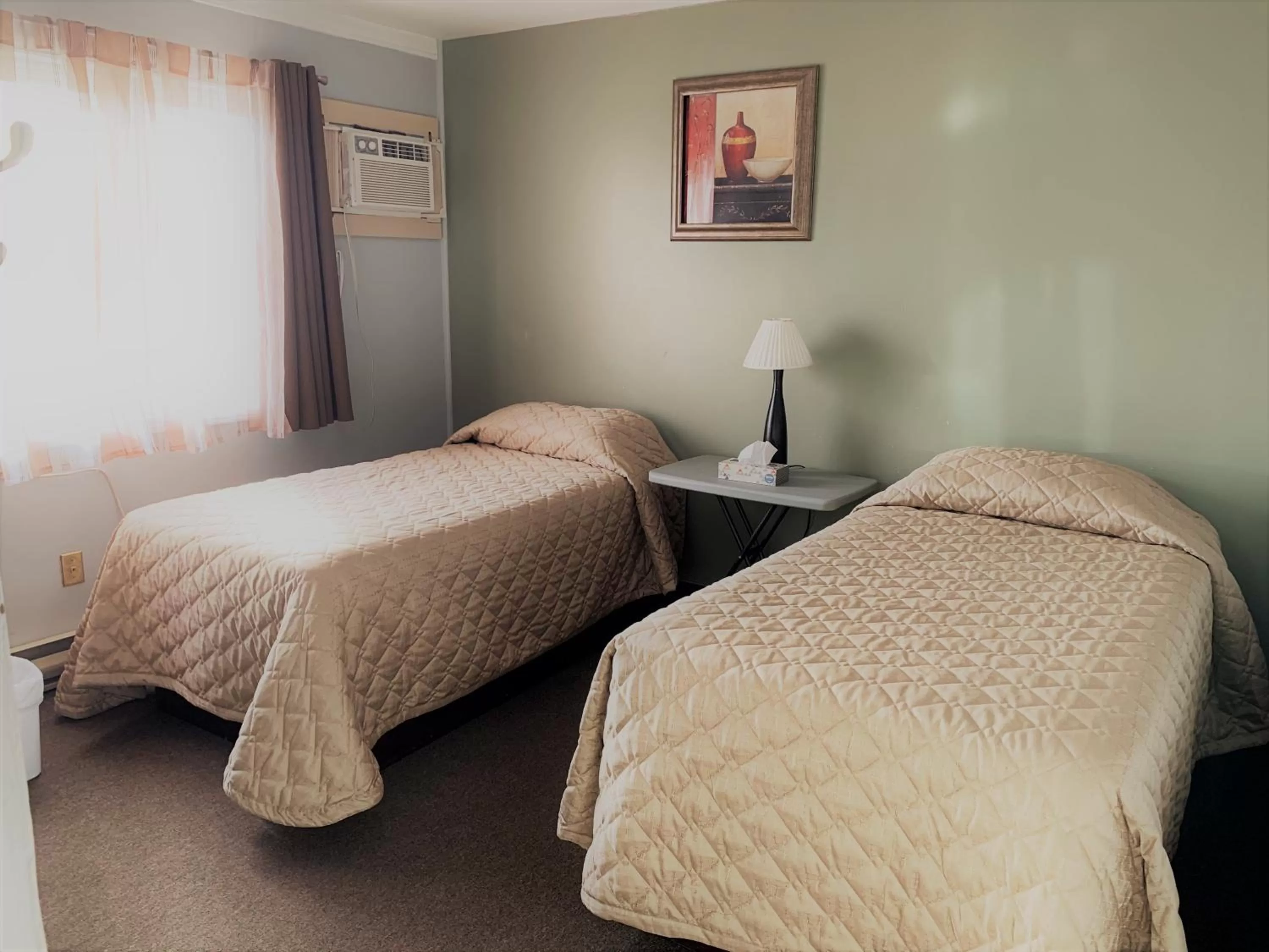 Bed in Hawberry Motel