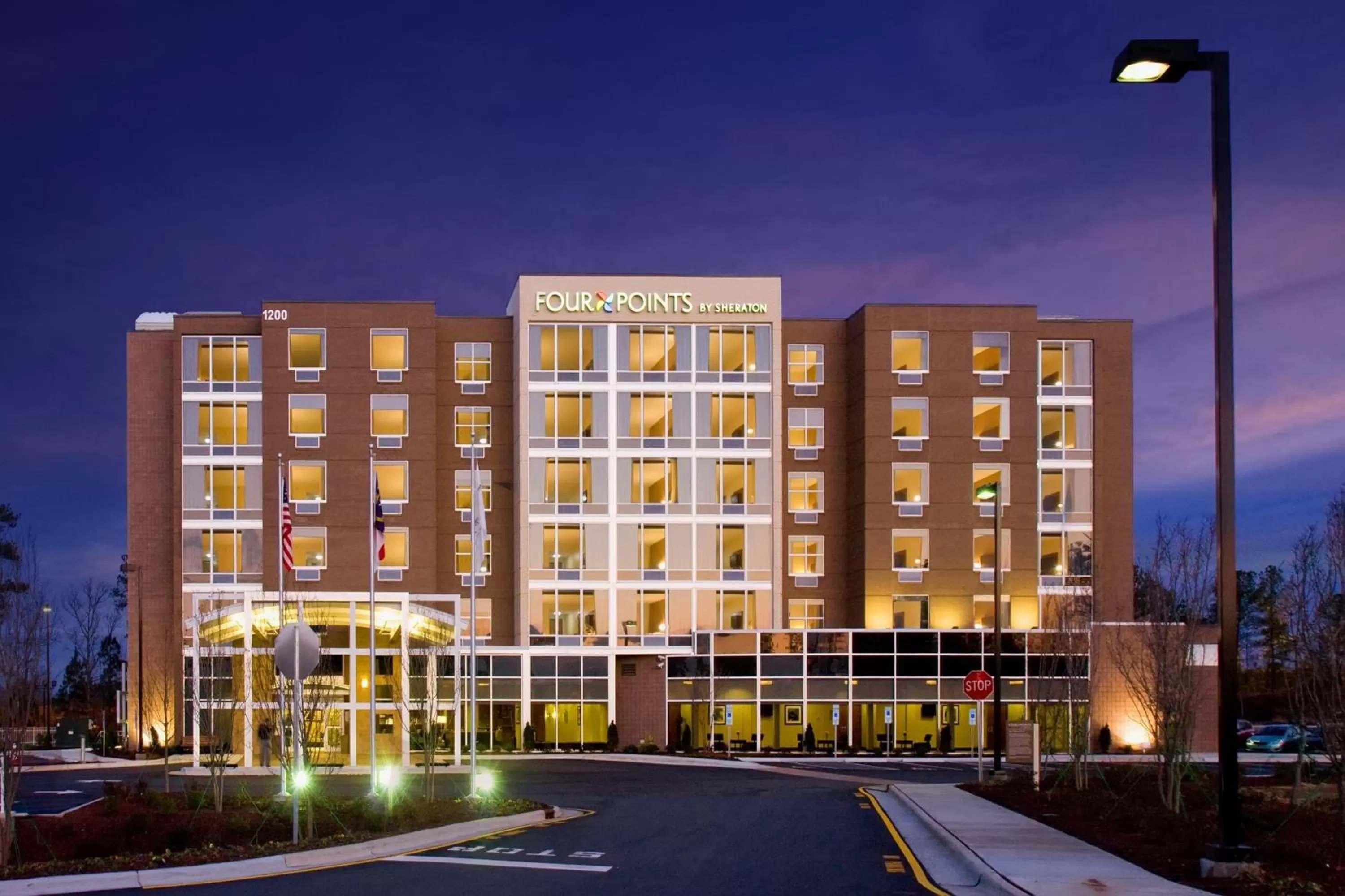 Property building in Four Points by Sheraton Raleigh Durham Airport