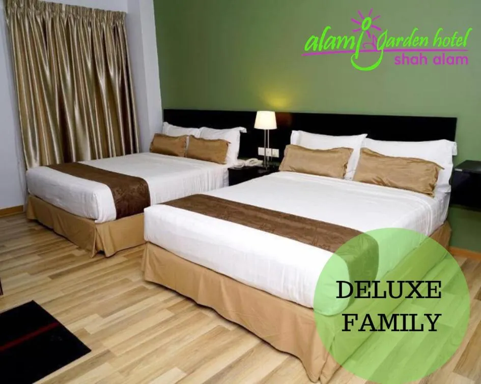 Deluxe Family Room in Alami Garden Hotel