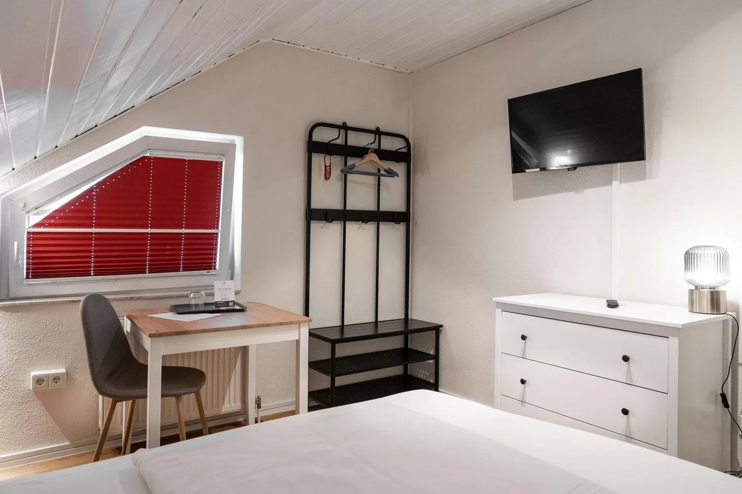 TV and multimedia, Bed in Hotel Beim Schupi Karlsruhe